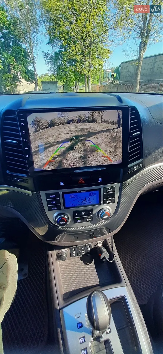 2010 Hyundai Santa Fe - мініатюра 22