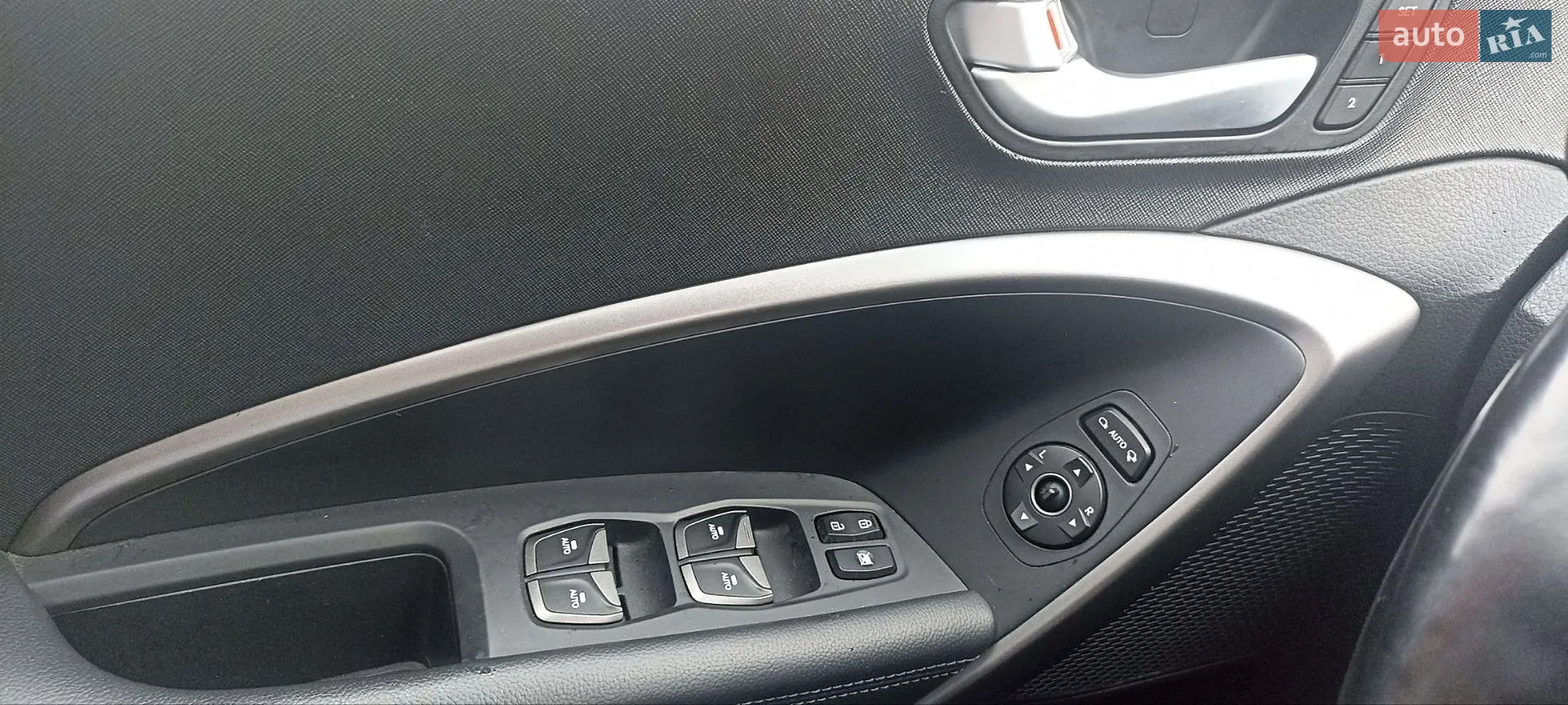 2014 Hyundai Santa Fe - мініатюра 14