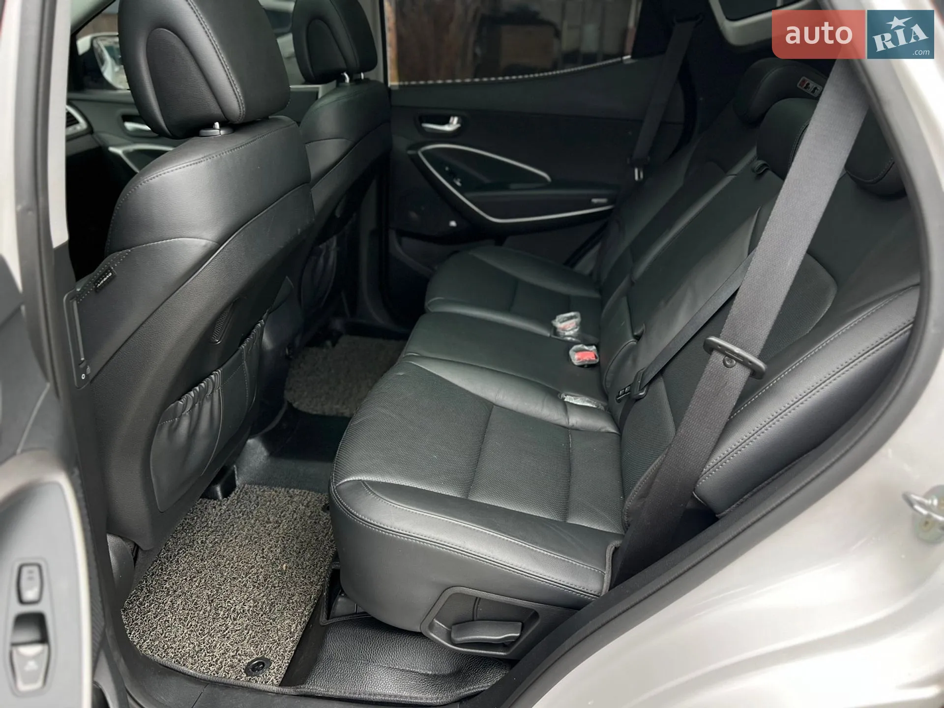 2017 Hyundai Santa Fe - мініатюра 8