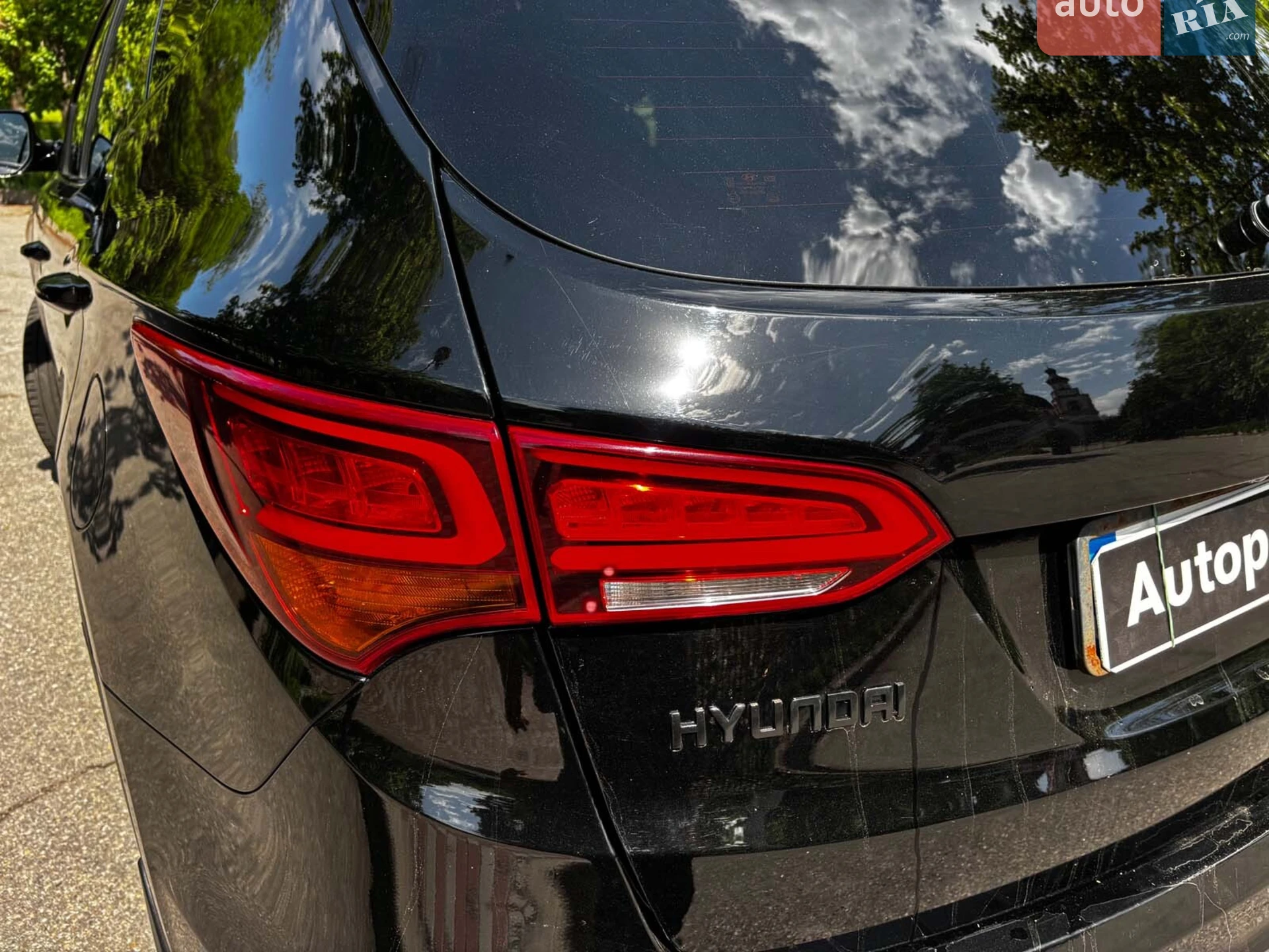 2015 Hyundai Santa Fe - мініатюра 14
