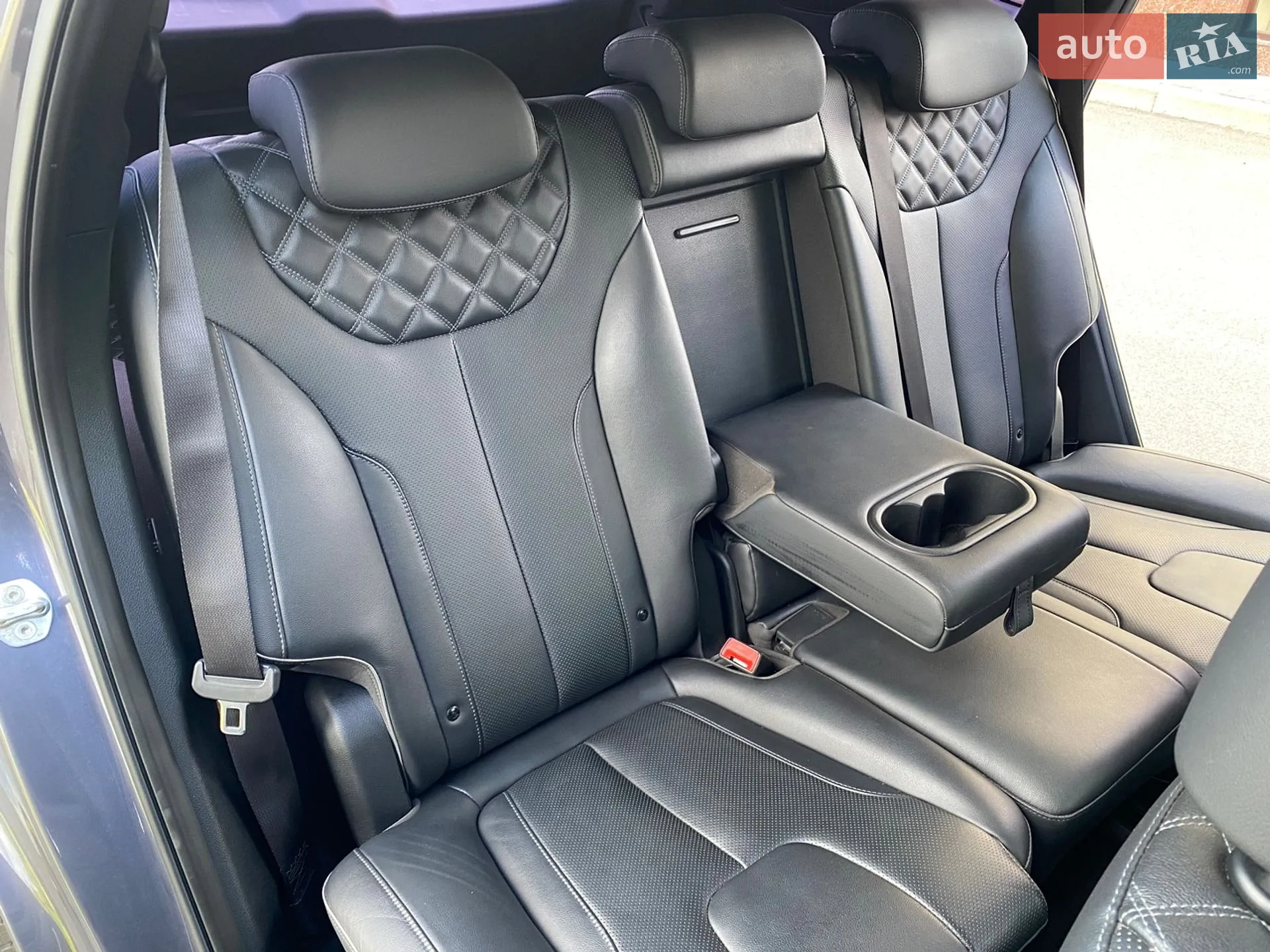 2021 Hyundai Santa Fe - мініатюра 37
