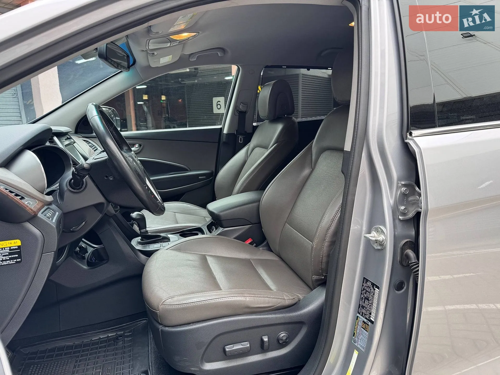 2017 Hyundai Santa Fe - мініатюра 11