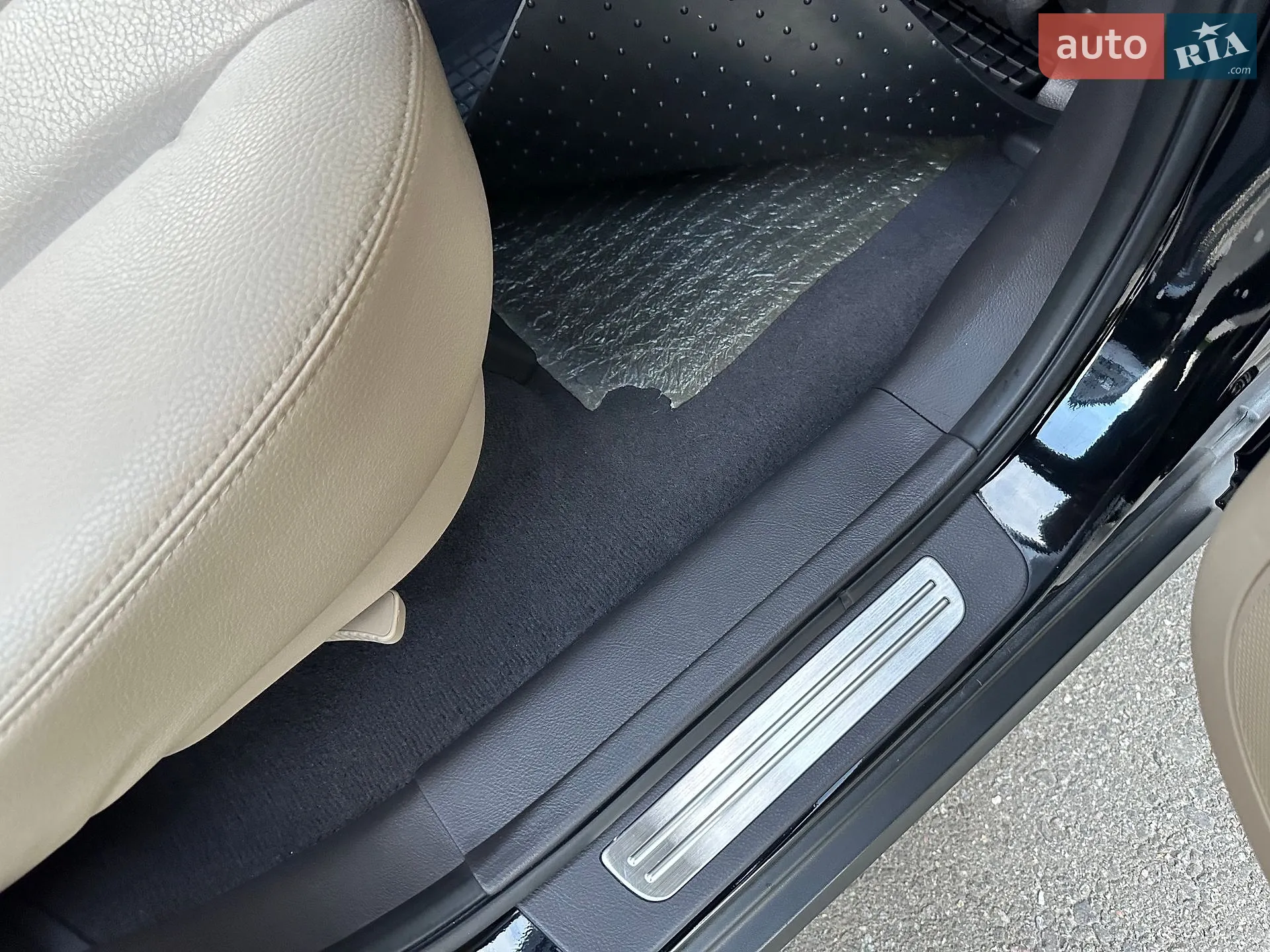 2011 Hyundai Santa Fe - мініатюра 38