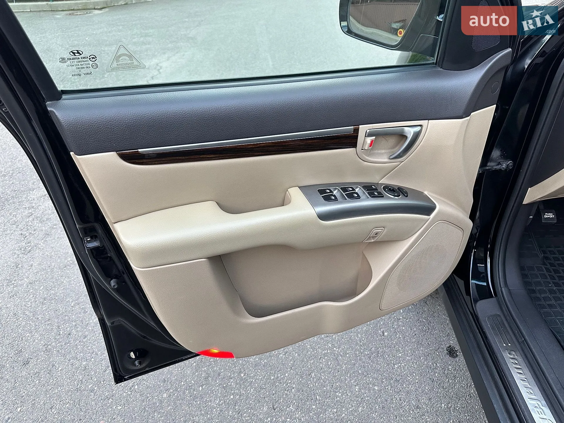 2011 Hyundai Santa Fe - мініатюра 47