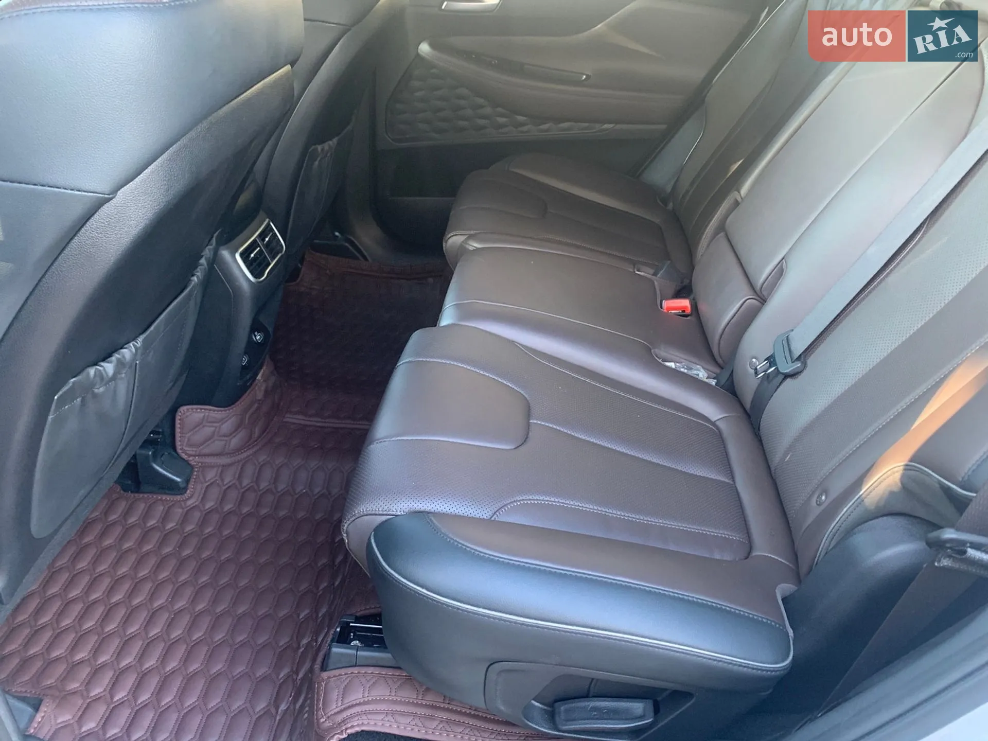 2021 Hyundai Santa Fe - мініатюра 17