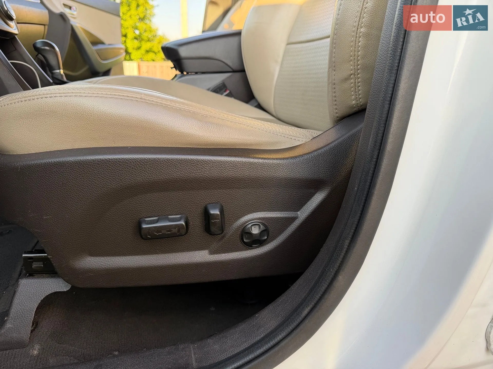 2015 Hyundai Santa Fe - мініатюра 17