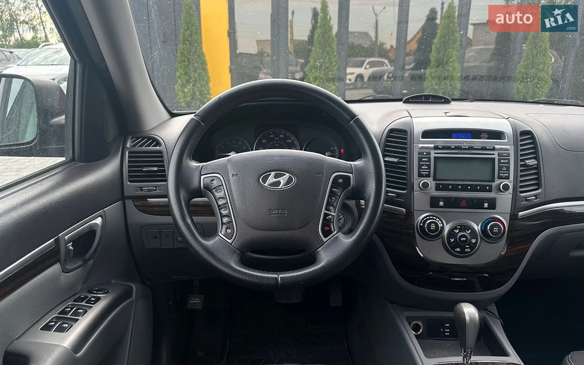 2012 Hyundai Santa Fe - мініатюра 11