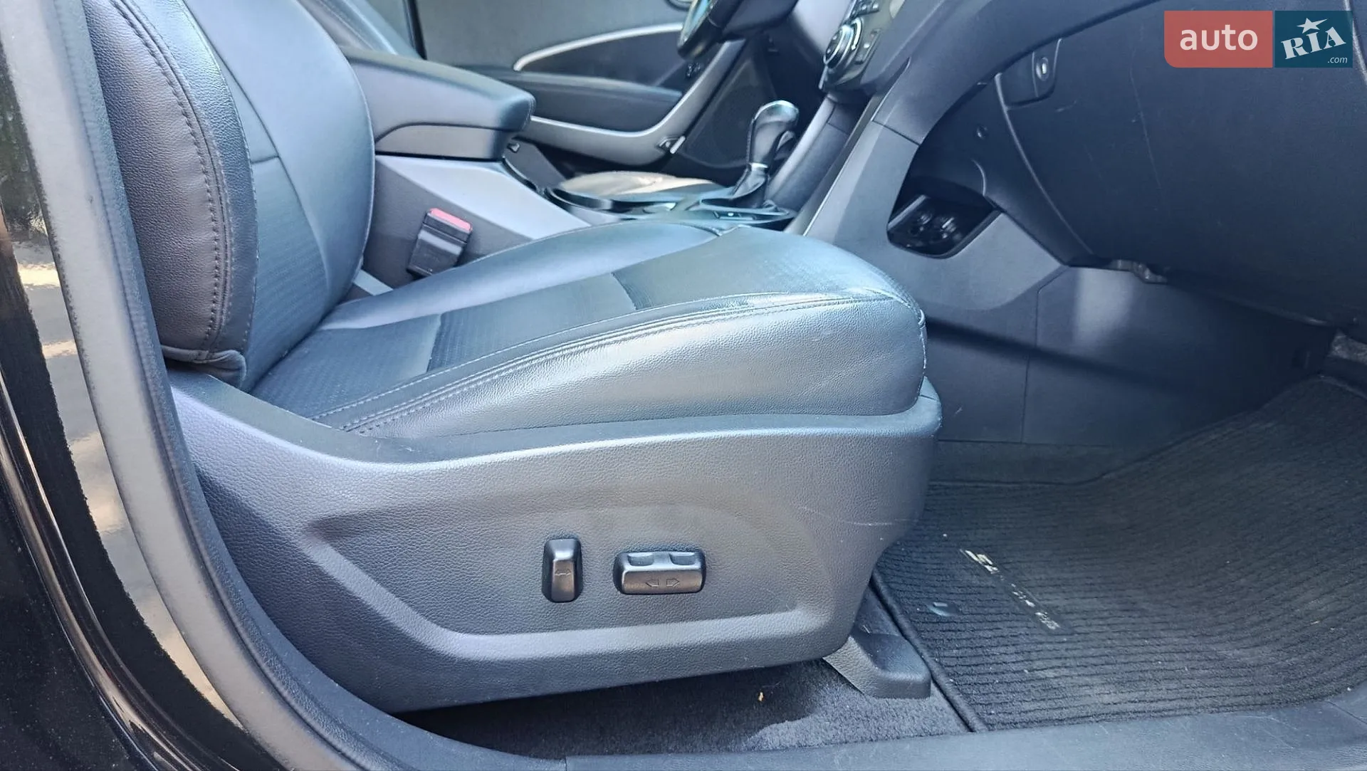 2016 Hyundai Santa Fe - мініатюра 44