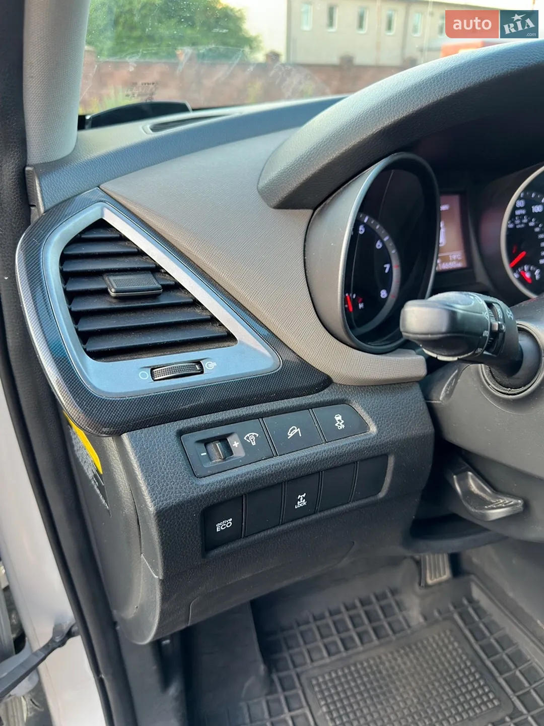 2013 Hyundai Santa Fe - мініатюра 11
