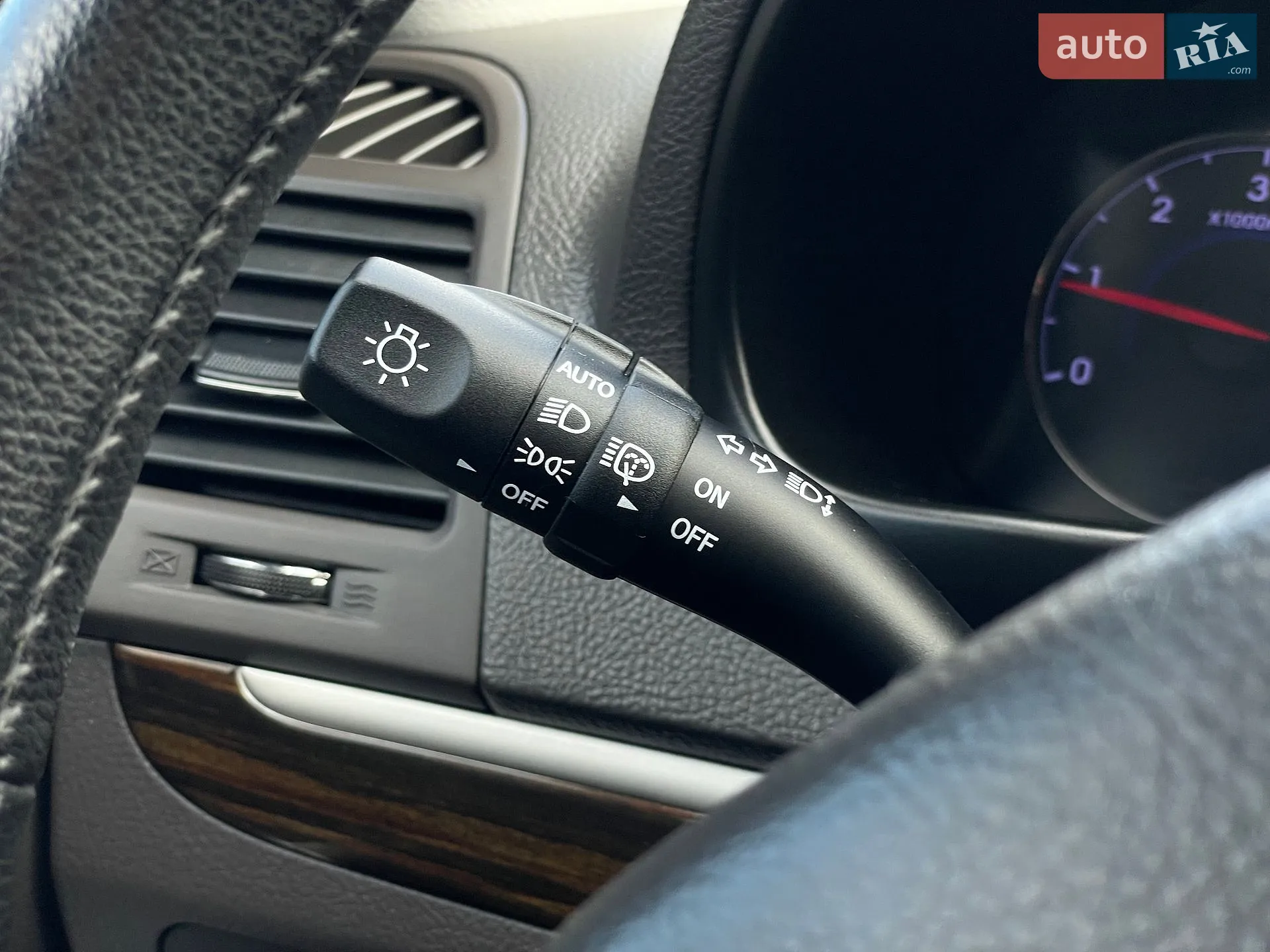 2012 Hyundai Santa Fe - мініатюра 48