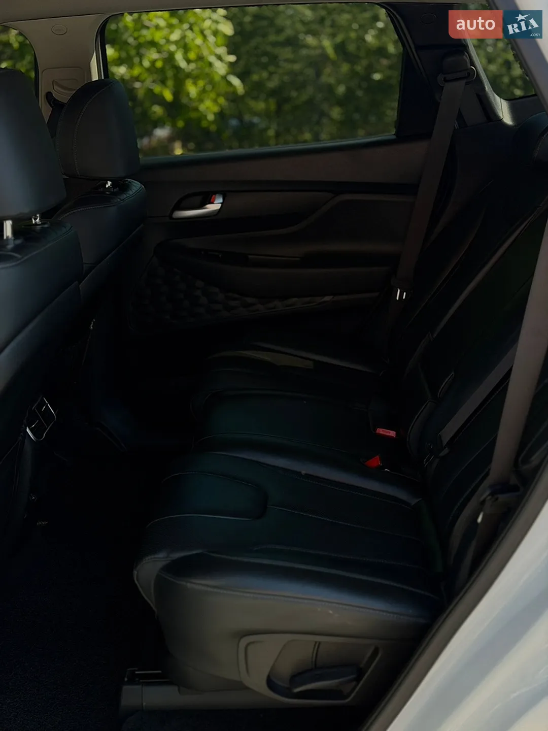 2020 Hyundai Santa Fe - мініатюра 12