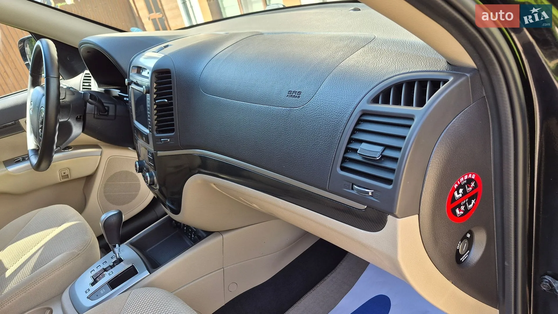 2011 Hyundai Santa Fe - мініатюра 19