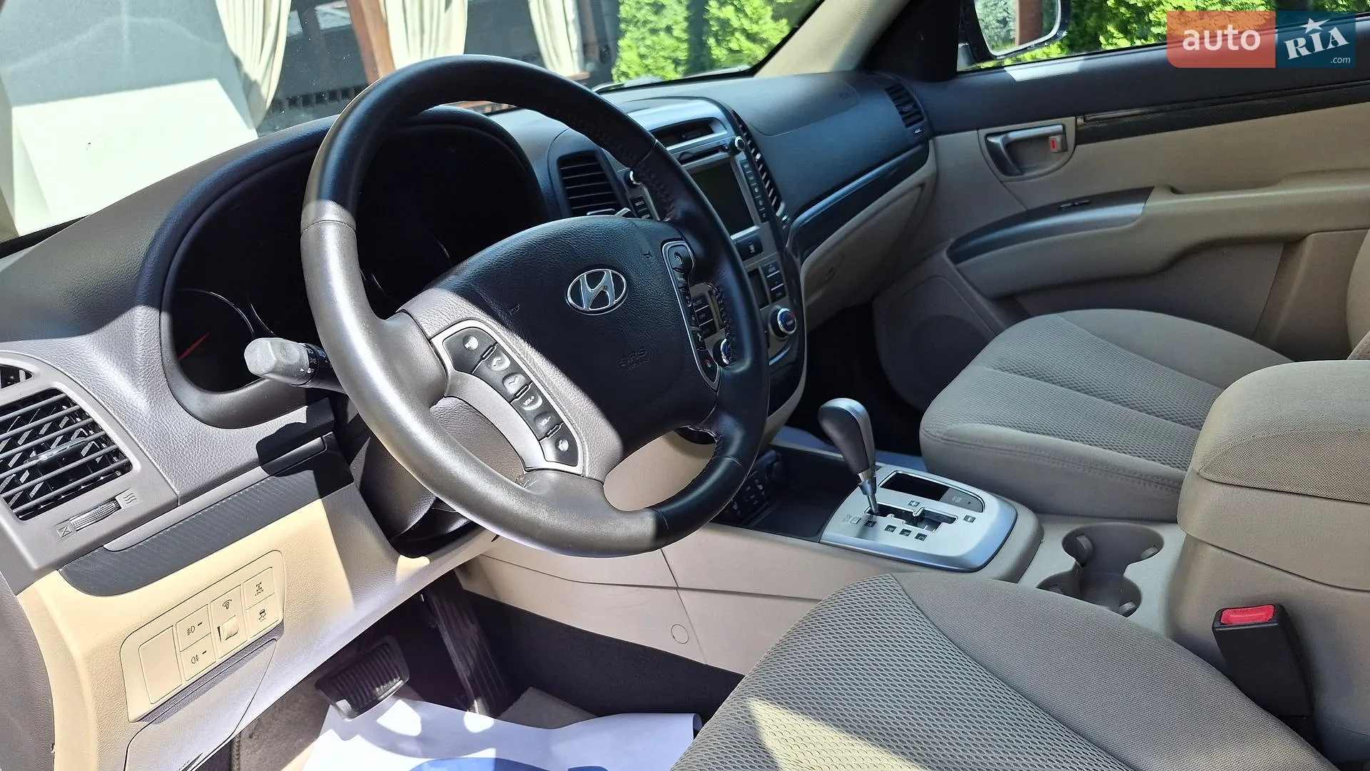 2011 Hyundai Santa Fe - мініатюра 27