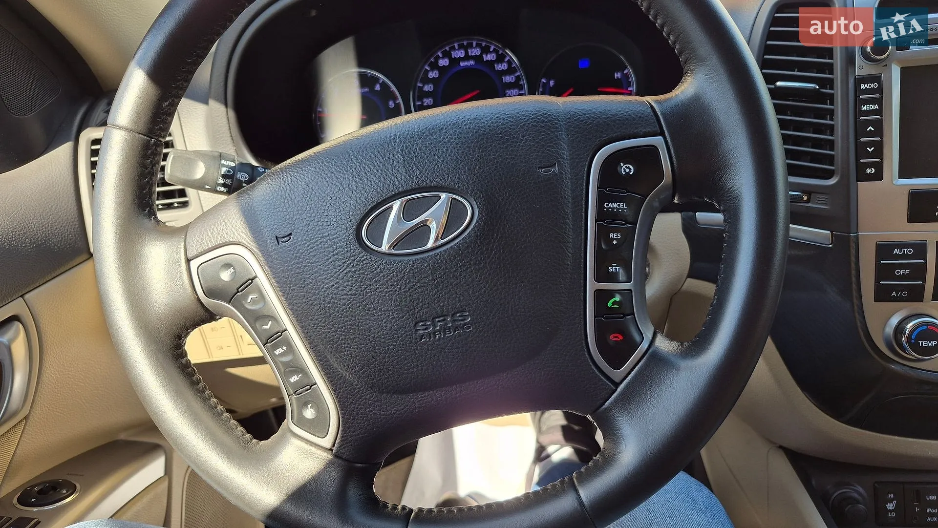 2011 Hyundai Santa Fe - мініатюра 51