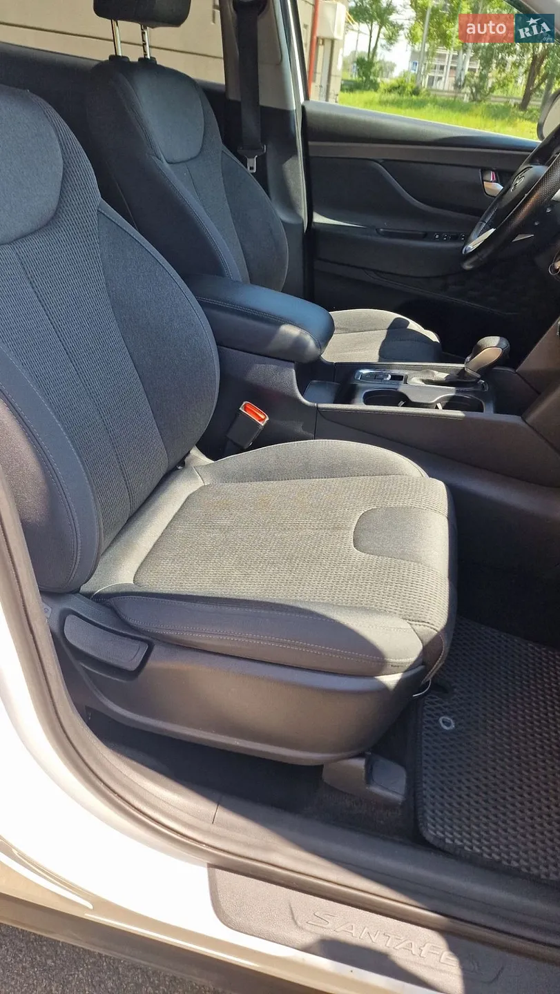 2018 Hyundai Santa Fe - мініатюра 12