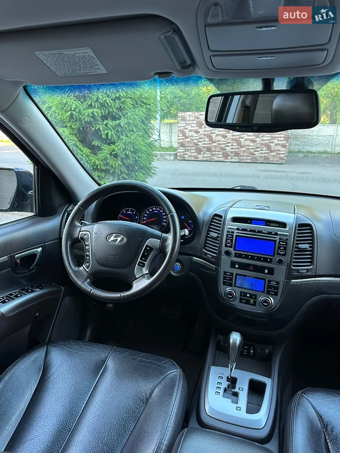 2010 Hyundai Santa Fe - мініатюра 16