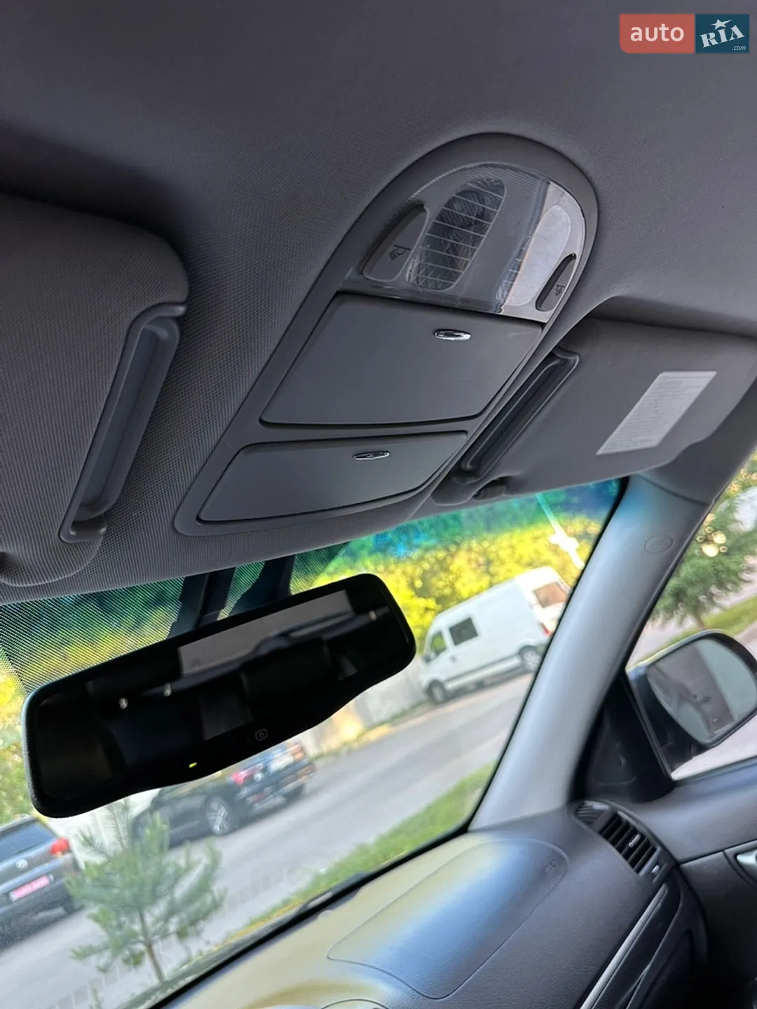 2010 Hyundai Santa Fe - мініатюра 28