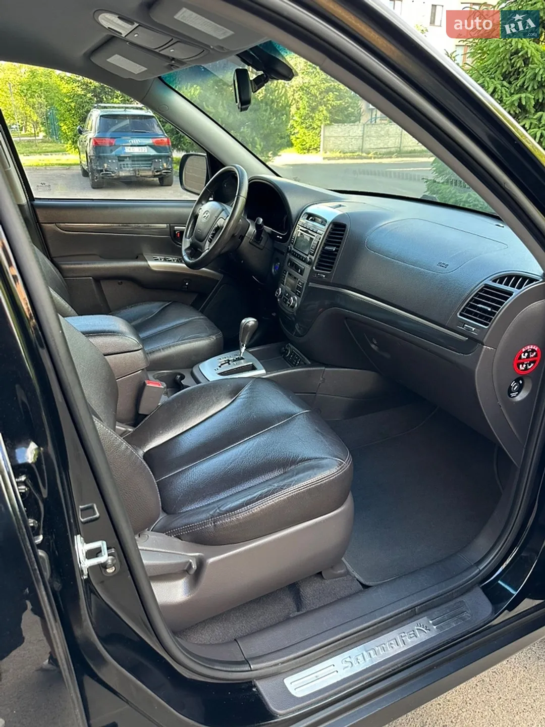 2010 Hyundai Santa Fe - мініатюра 32