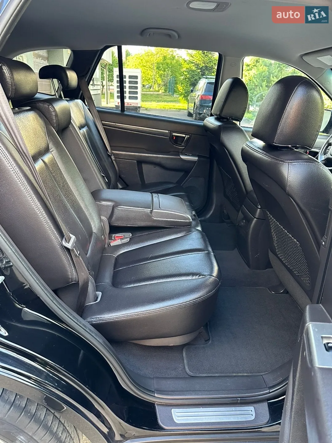 2010 Hyundai Santa Fe - мініатюра 36