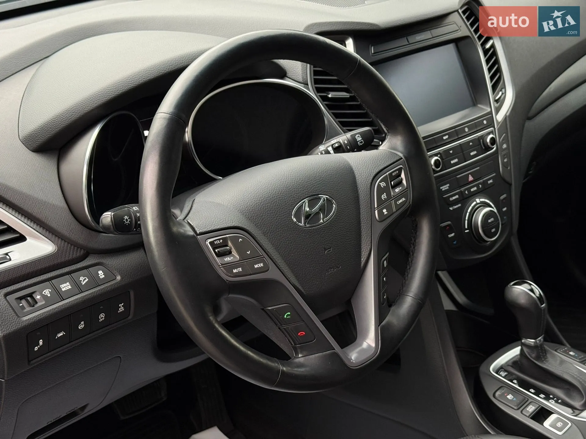 2016 Hyundai Santa Fe - мініатюра 12