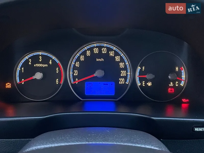 Hyundai Santa FE 2009 VIN KMHSH81WP9U445683 фото оголошення 22 з 61