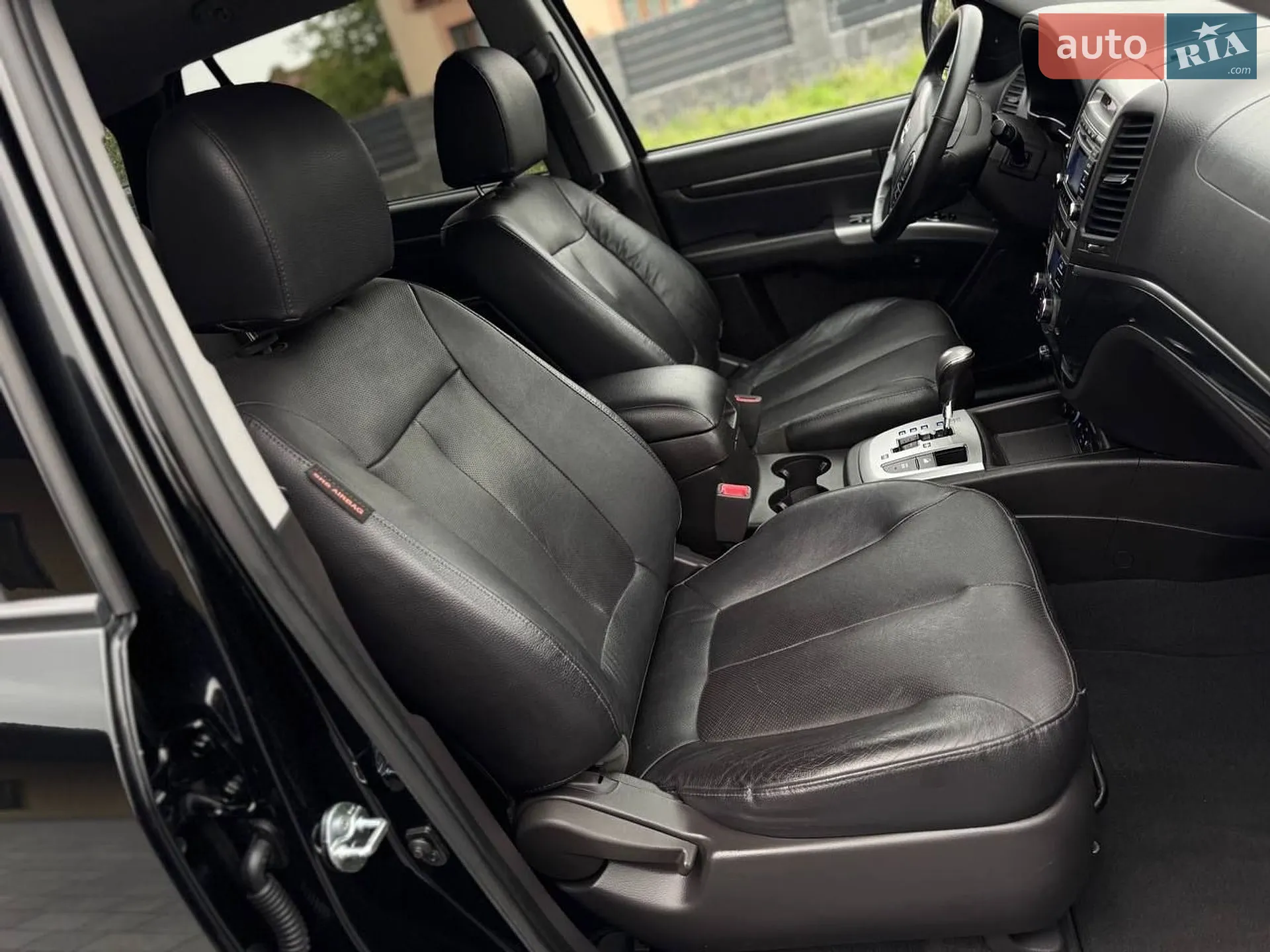 2012 Hyundai Santa Fe - мініатюра 27
