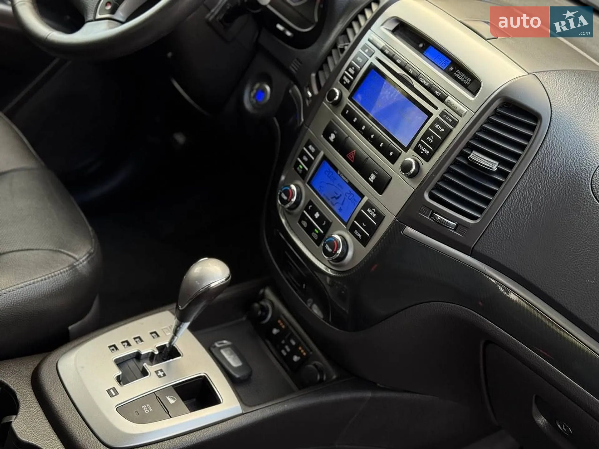 2012 Hyundai Santa Fe - мініатюра 30