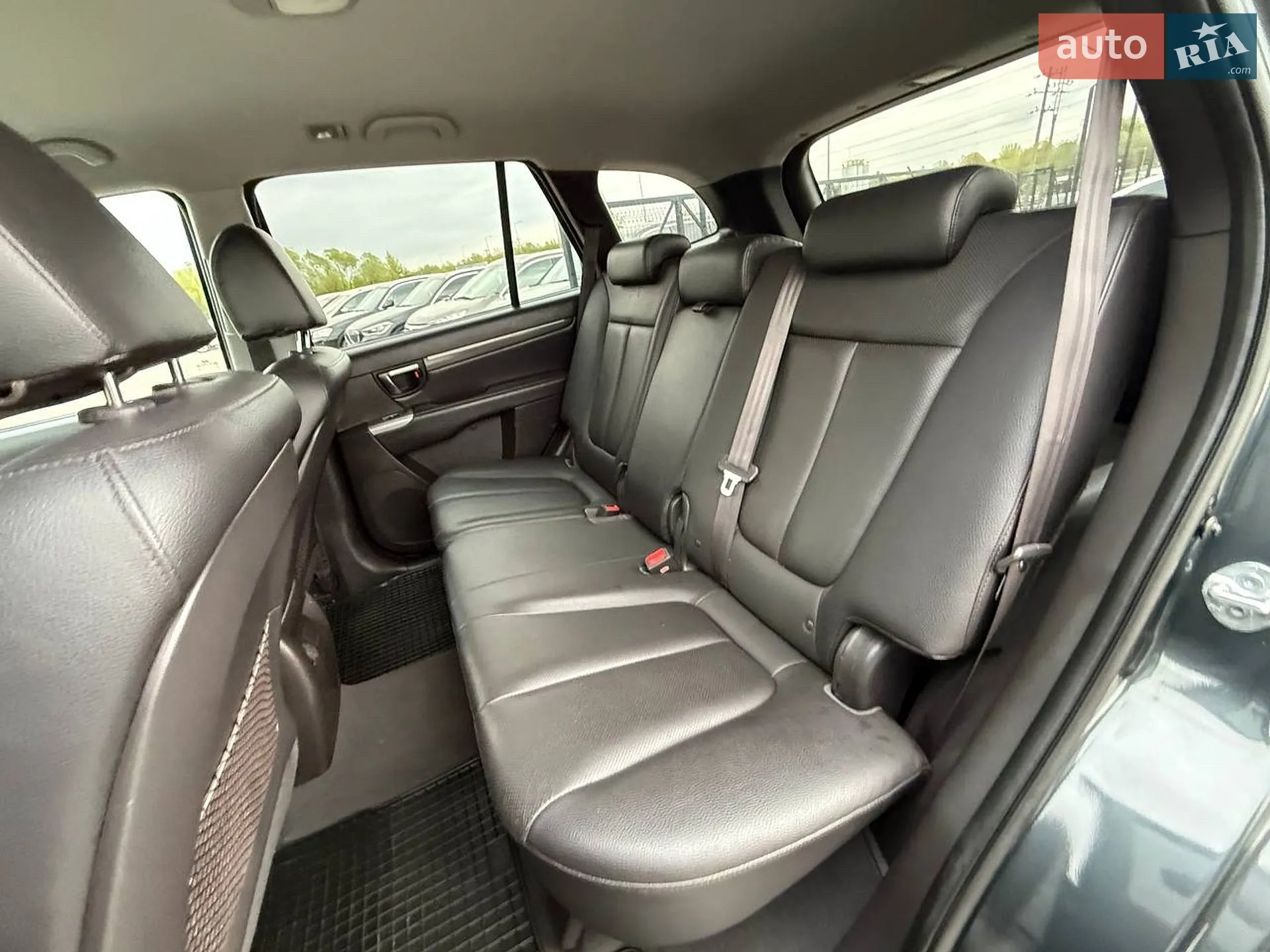 2011 Hyundai Santa Fe - мініатюра 44
