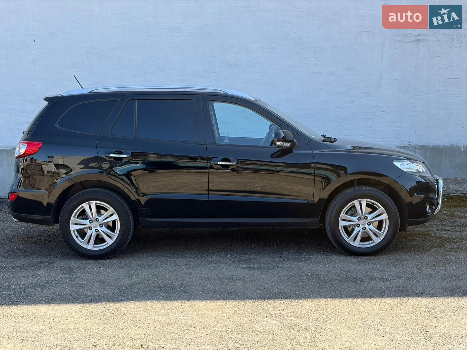 2011 Hyundai Santa Fe - мініатюра 9