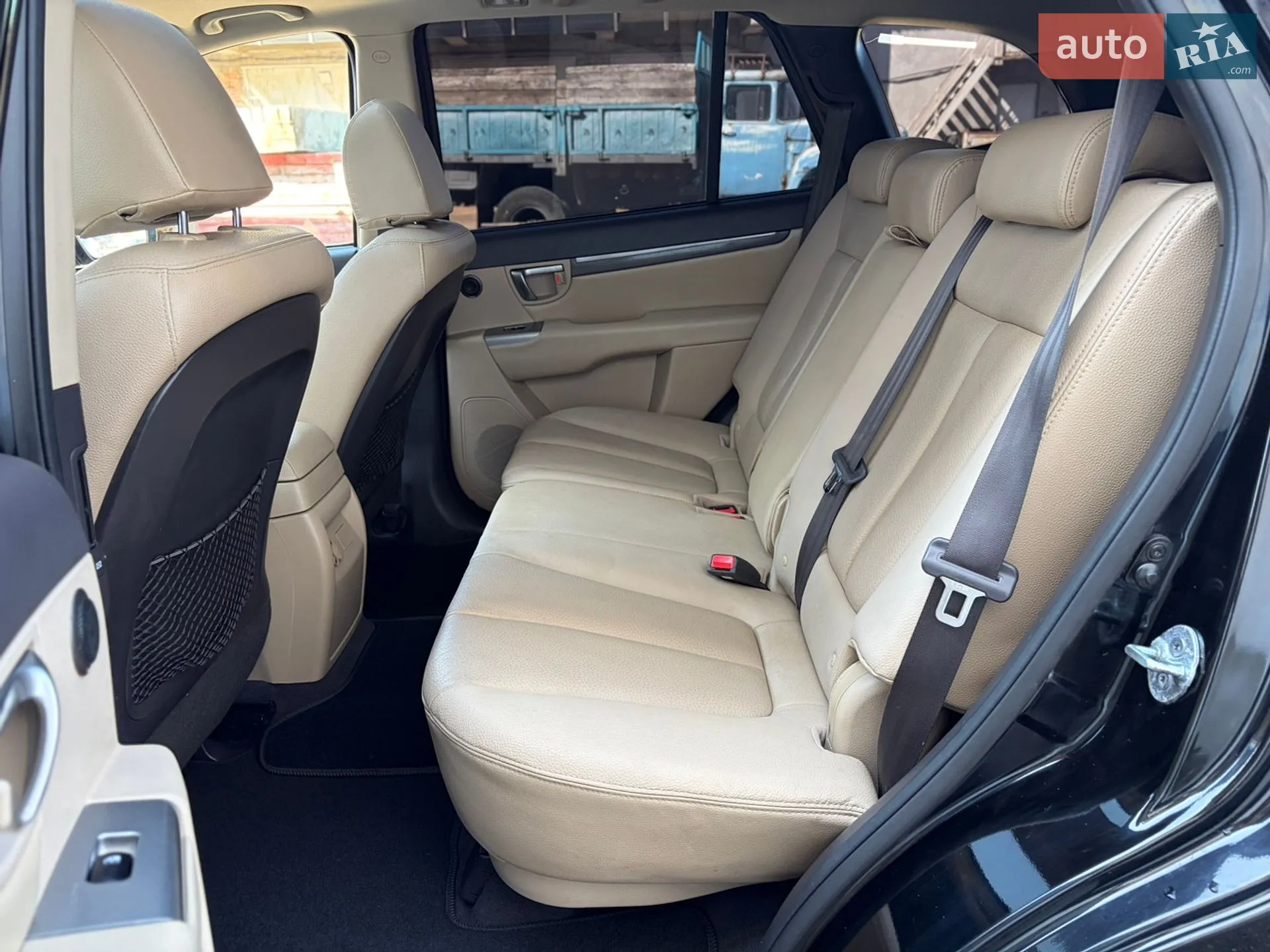 2011 Hyundai Santa Fe - мініатюра 39