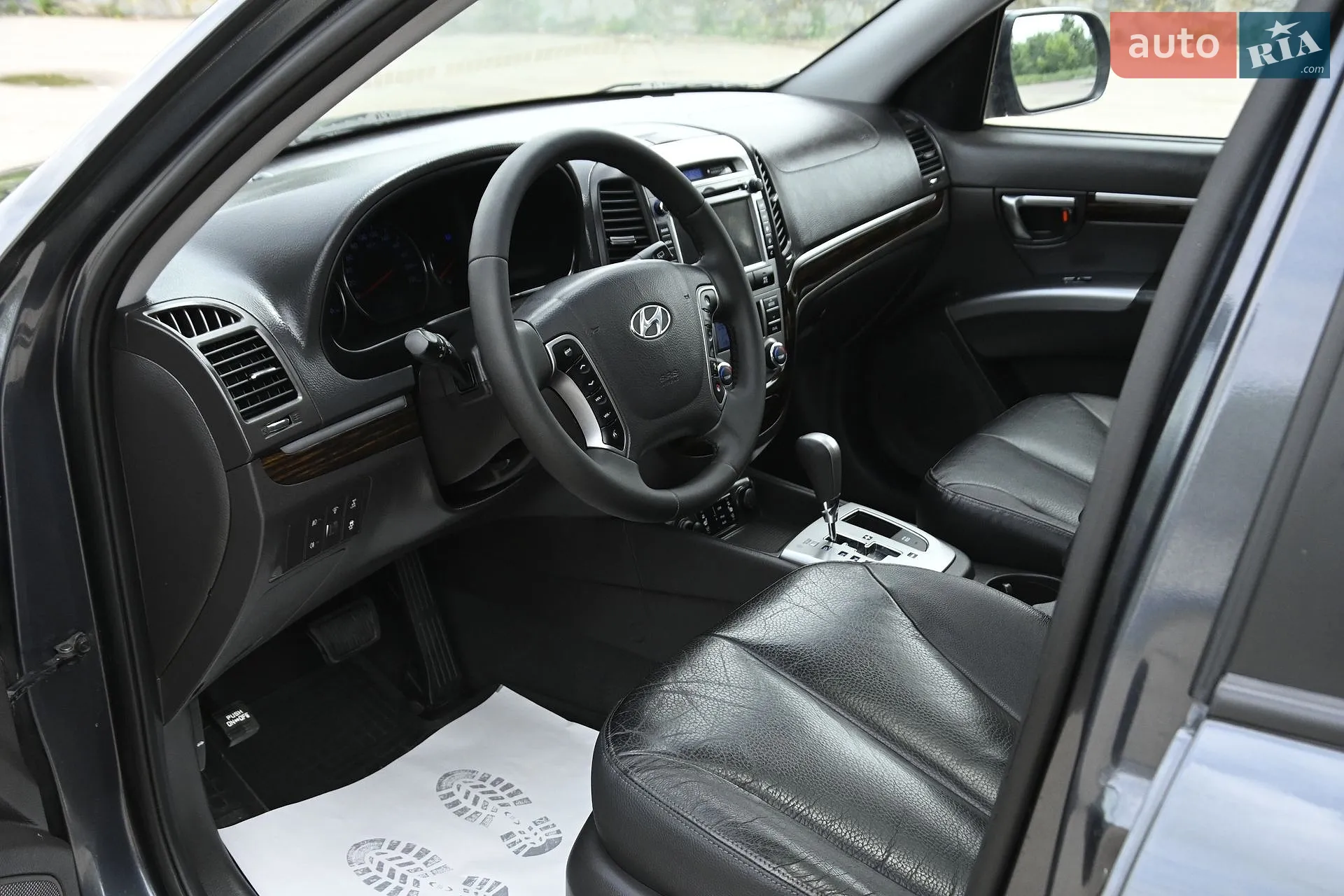 2011 Hyundai Santa Fe - мініатюра 22
