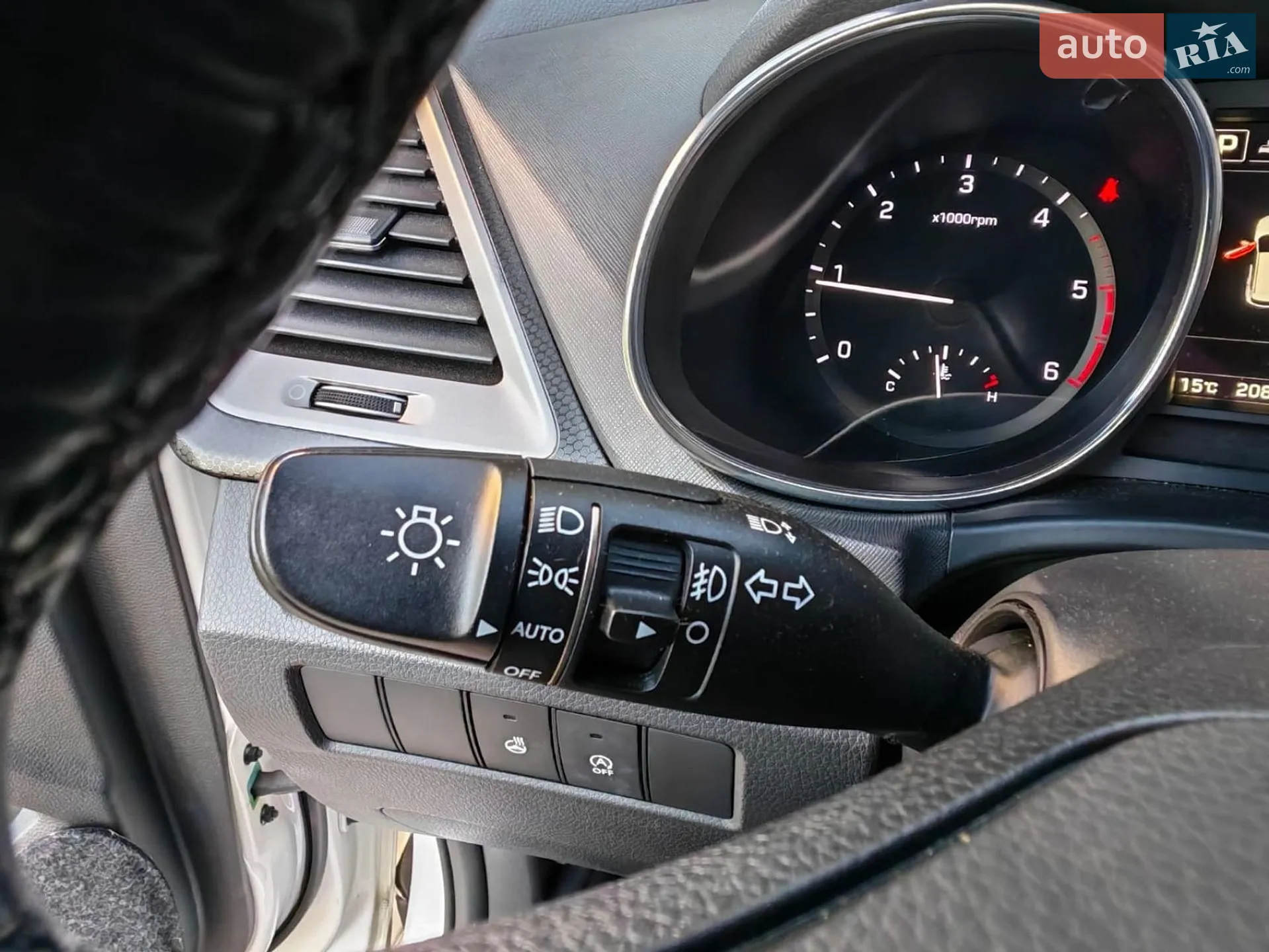 2015 Hyundai Santa Fe - мініатюра 40