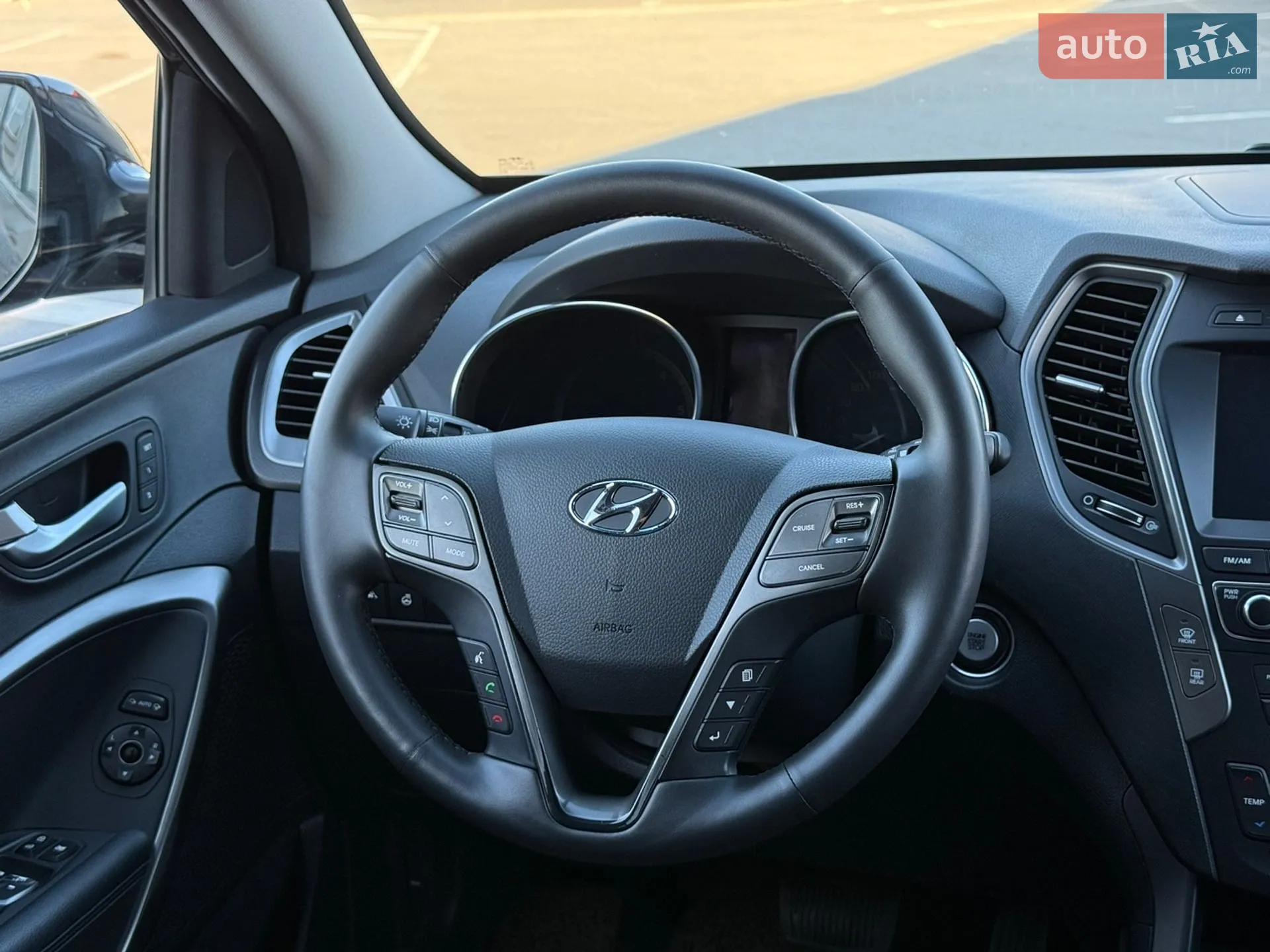 2016 Hyundai Santa Fe - мініатюра 18