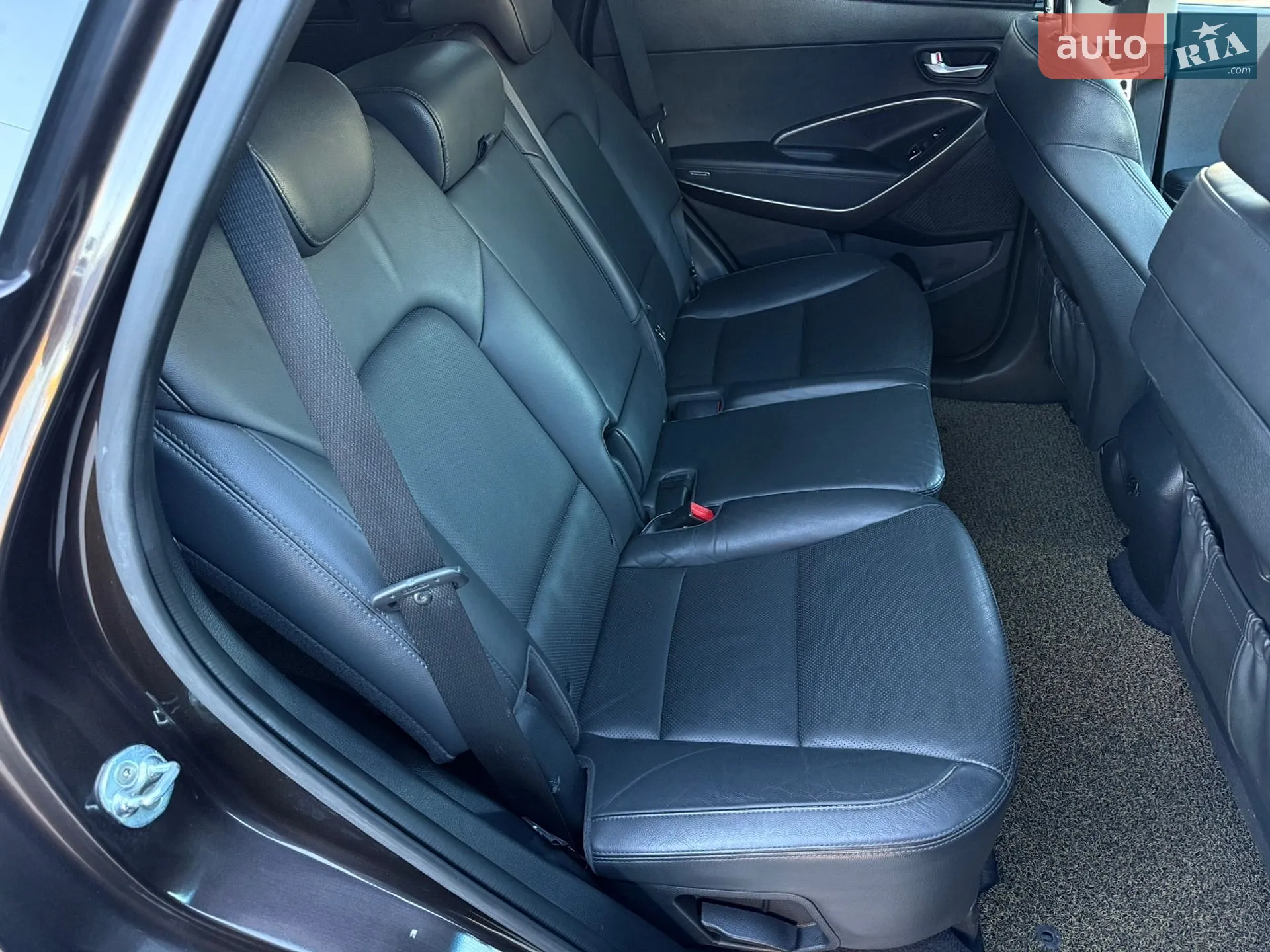 2016 Hyundai Santa Fe - мініатюра 35