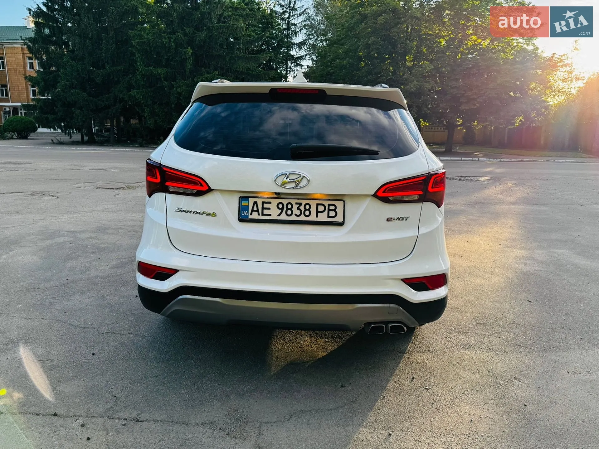 2016 Hyundai Santa Fe - мініатюра 11
