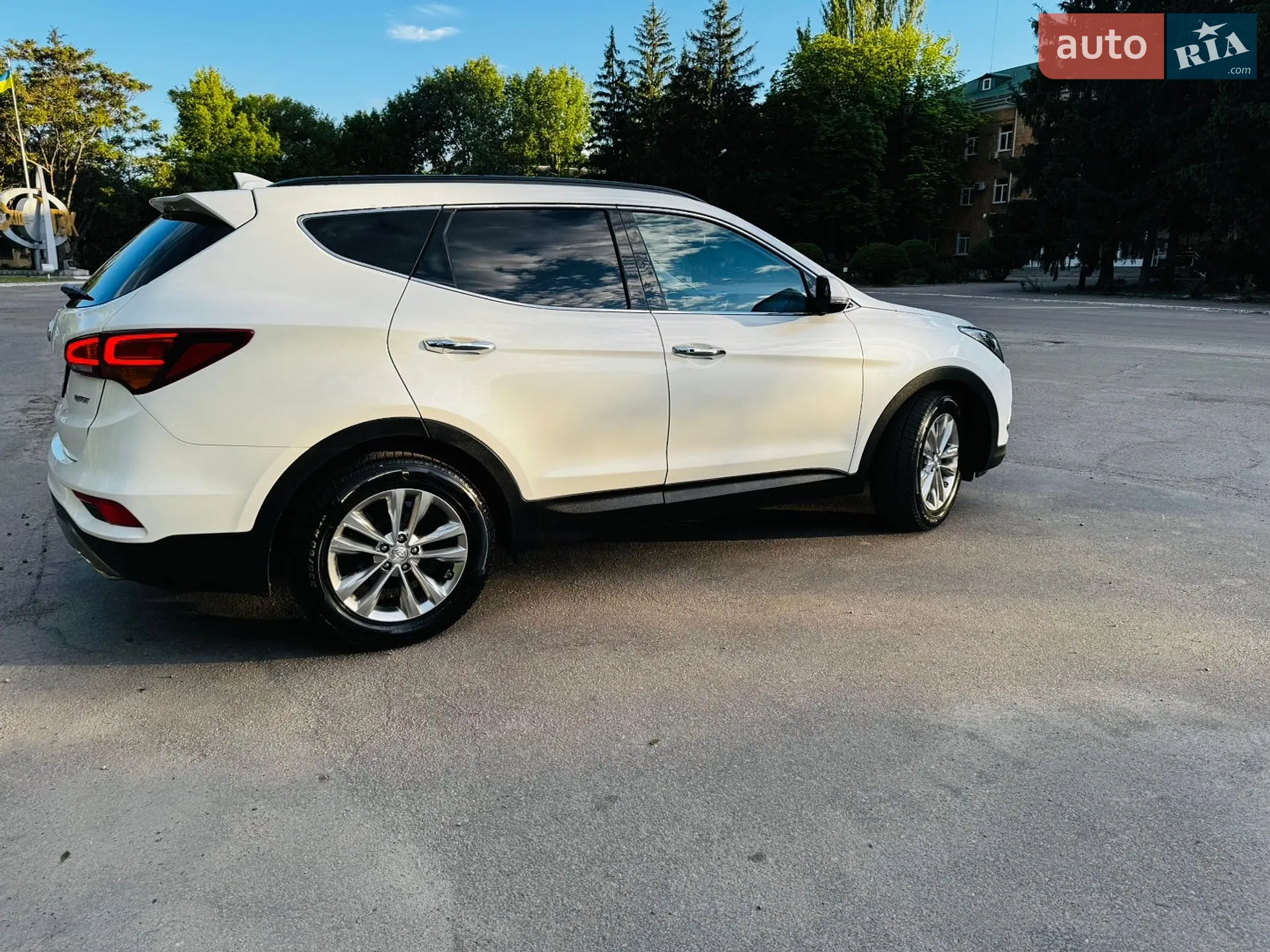 2016 Hyundai Santa Fe - мініатюра 16