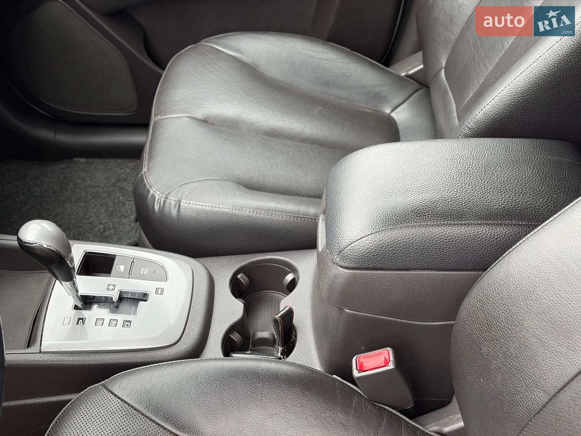2012 Hyundai Santa Fe - мініатюра 40