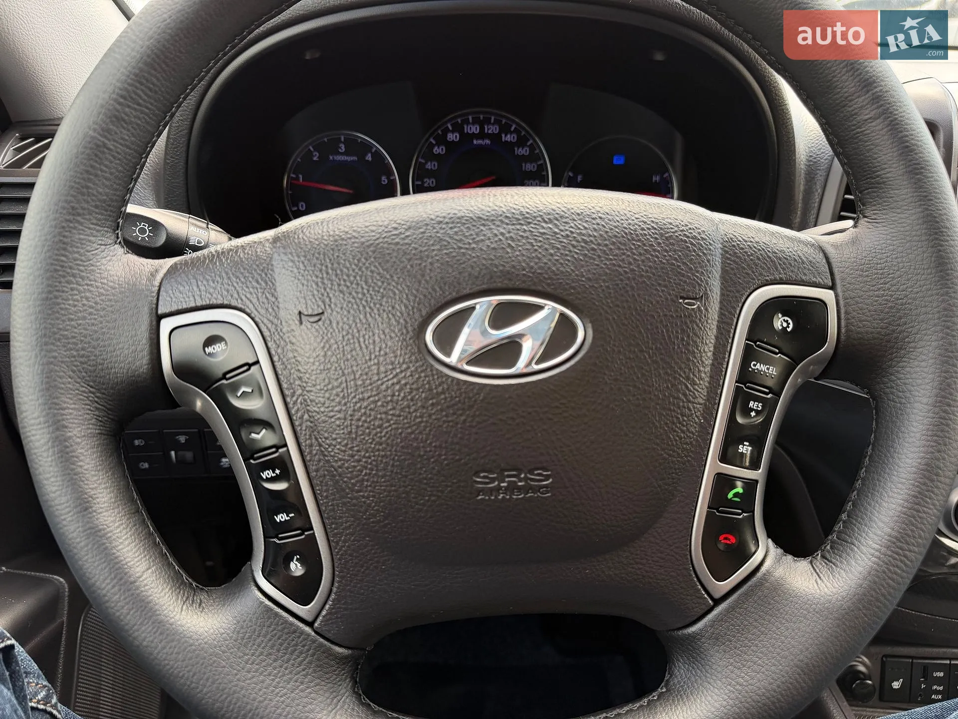2011 Hyundai Santa Fe - мініатюра 41