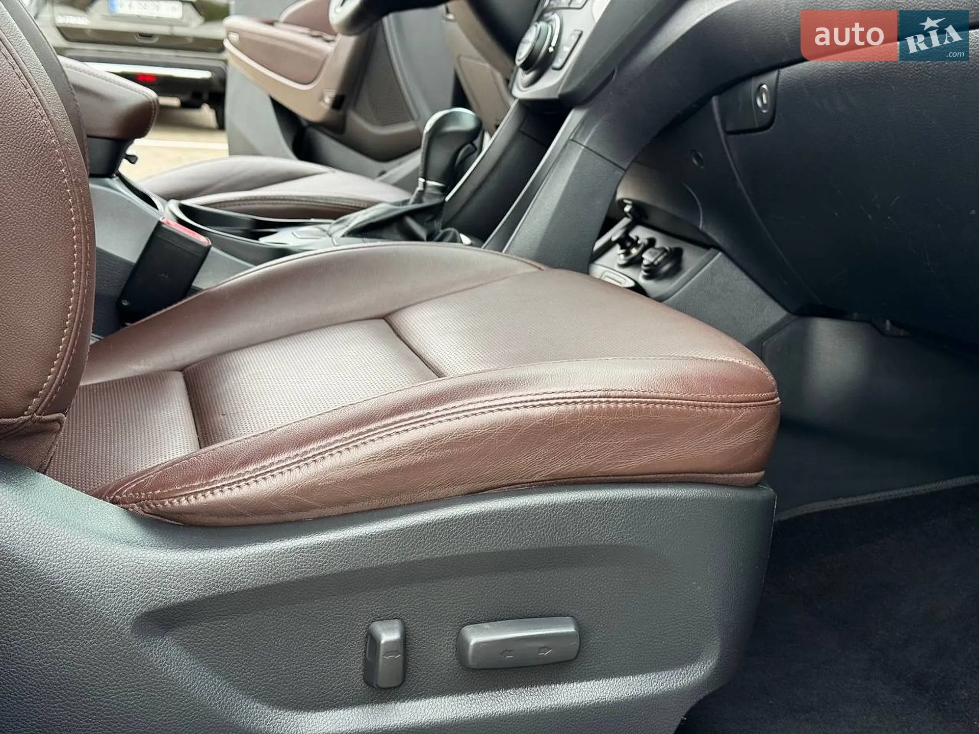 2016 Hyundai Santa Fe - мініатюра 26