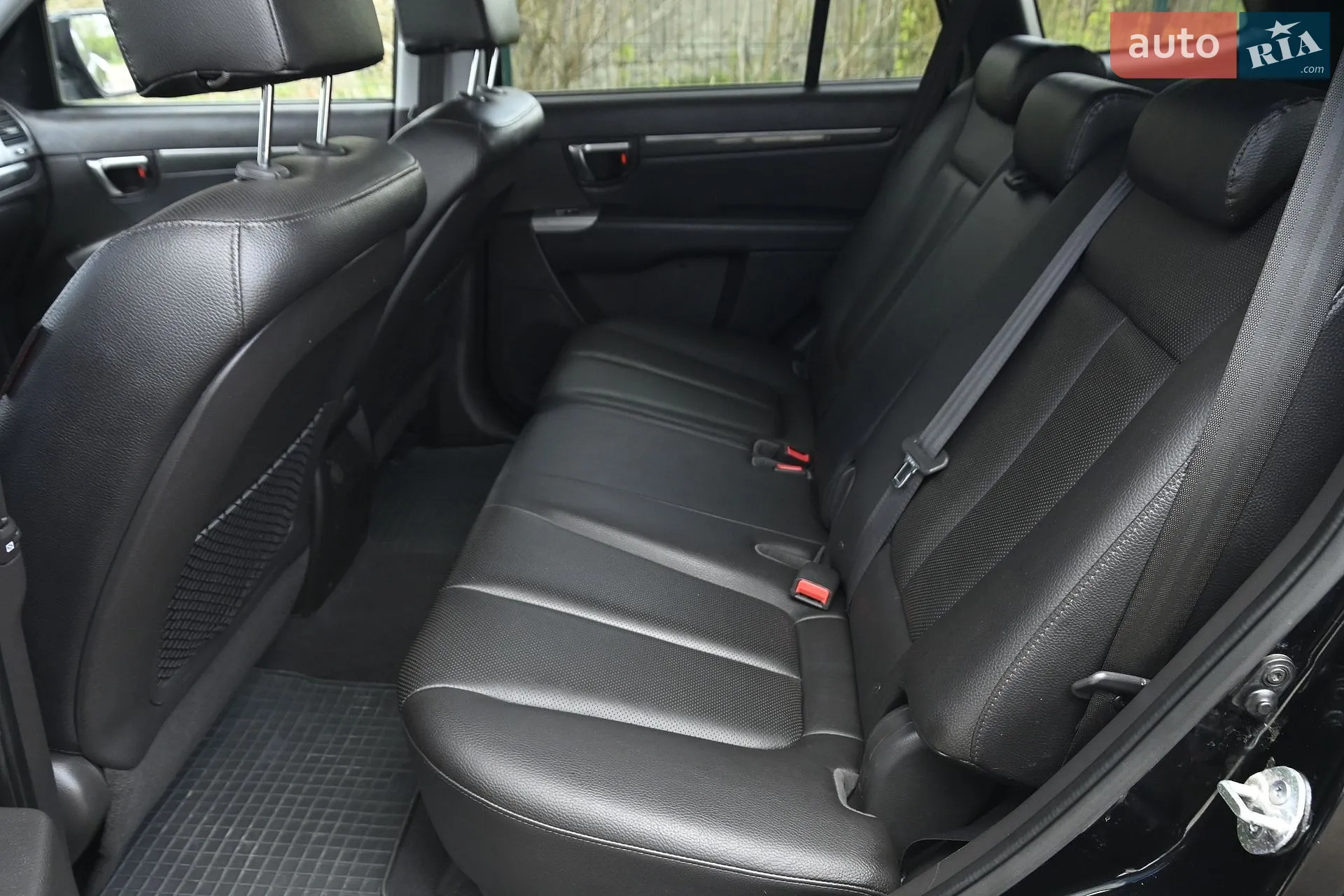 2011 Hyundai Santa Fe - мініатюра 35
