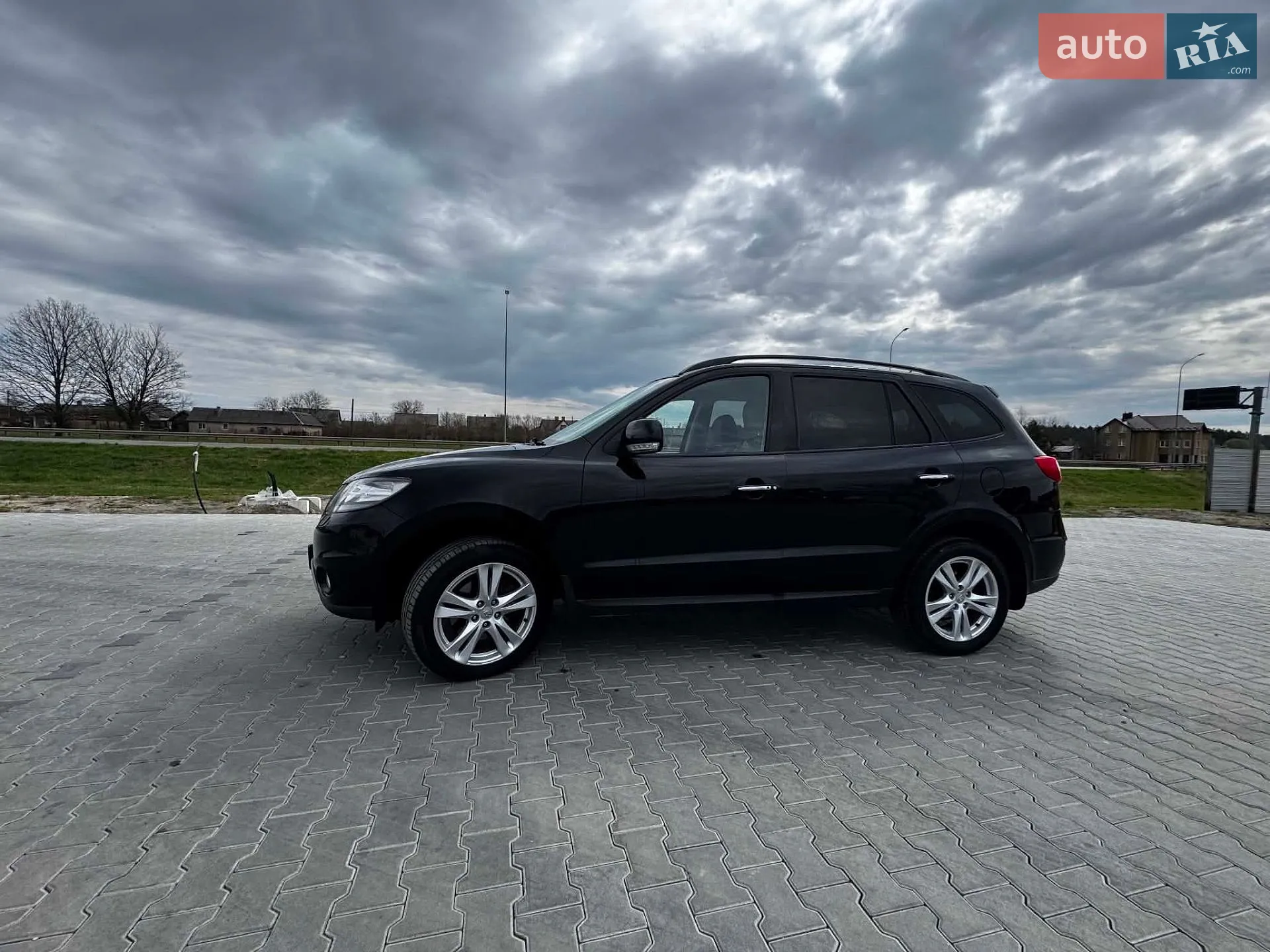 2011 Hyundai Santa Fe - мініатюра 9