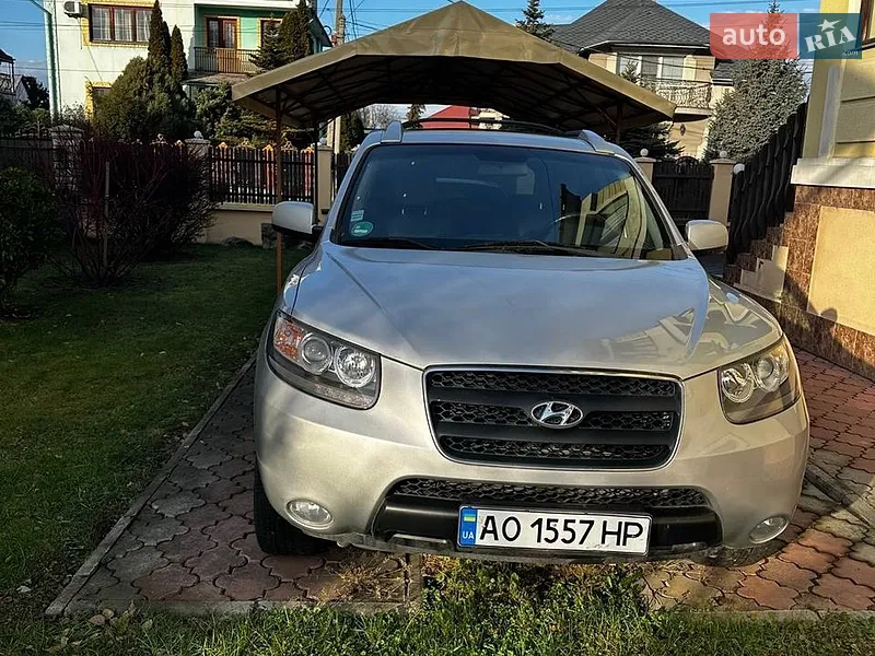 Hyundai Santa FE