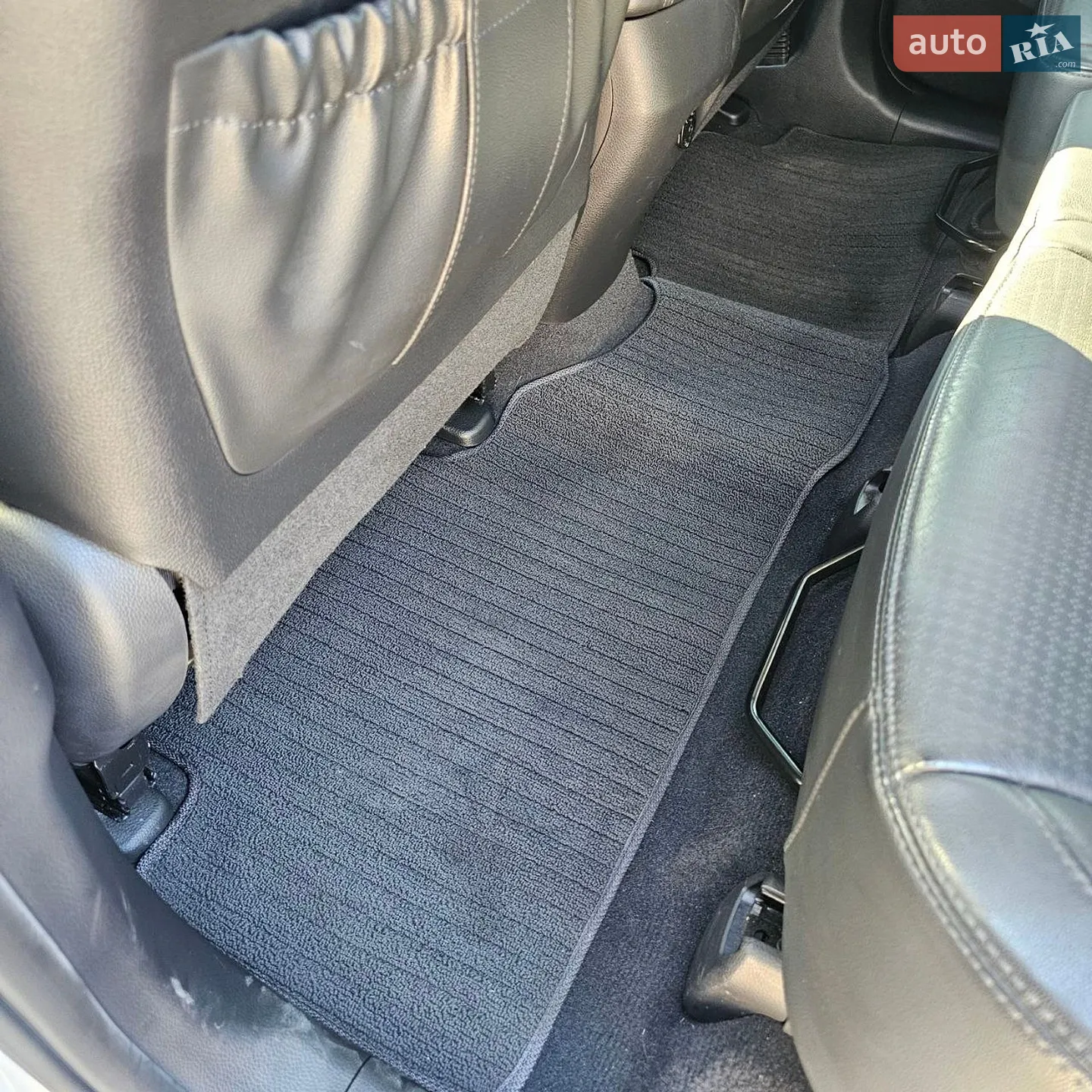 2013 Hyundai Santa Fe - мініатюра 12