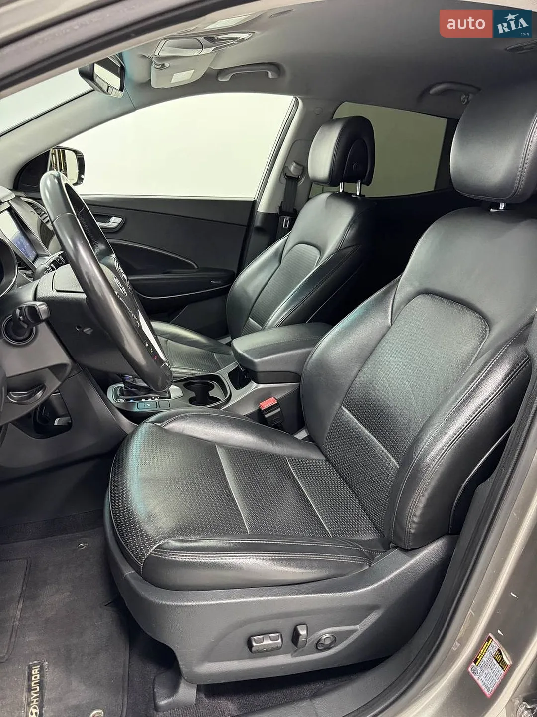 2013 Hyundai Santa Fe - мініатюра 29