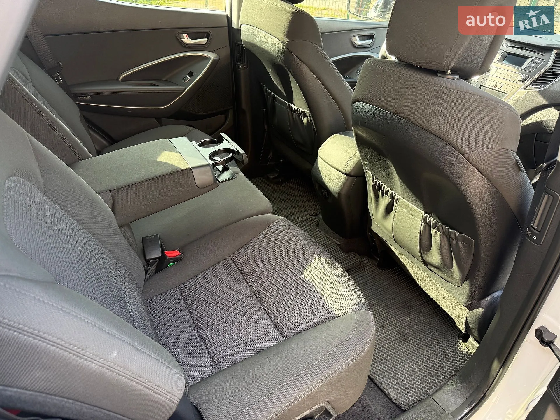 2017 Hyundai Santa Fe - мініатюра 23