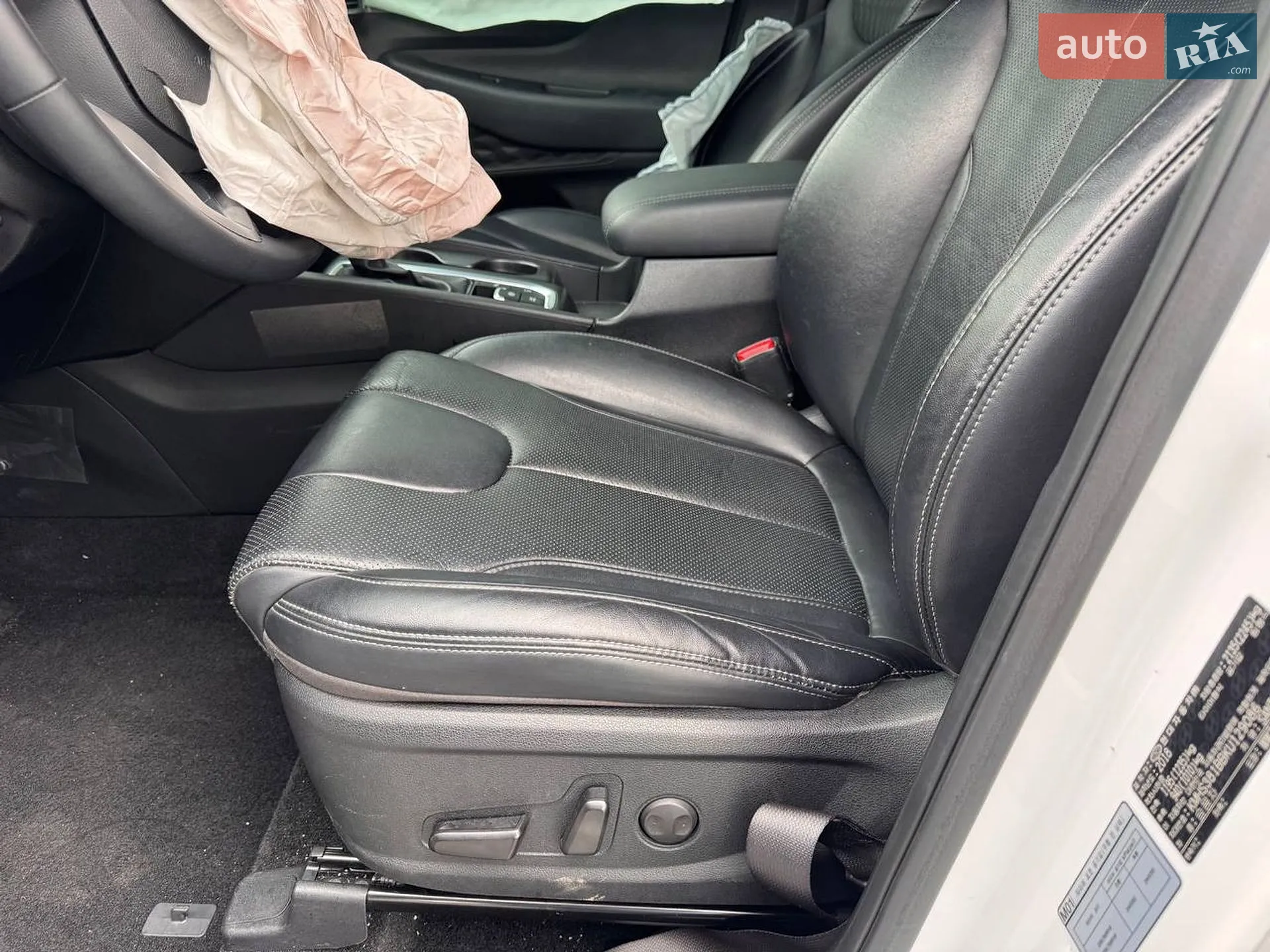 2018 Hyundai Santa Fe - мініатюра 19