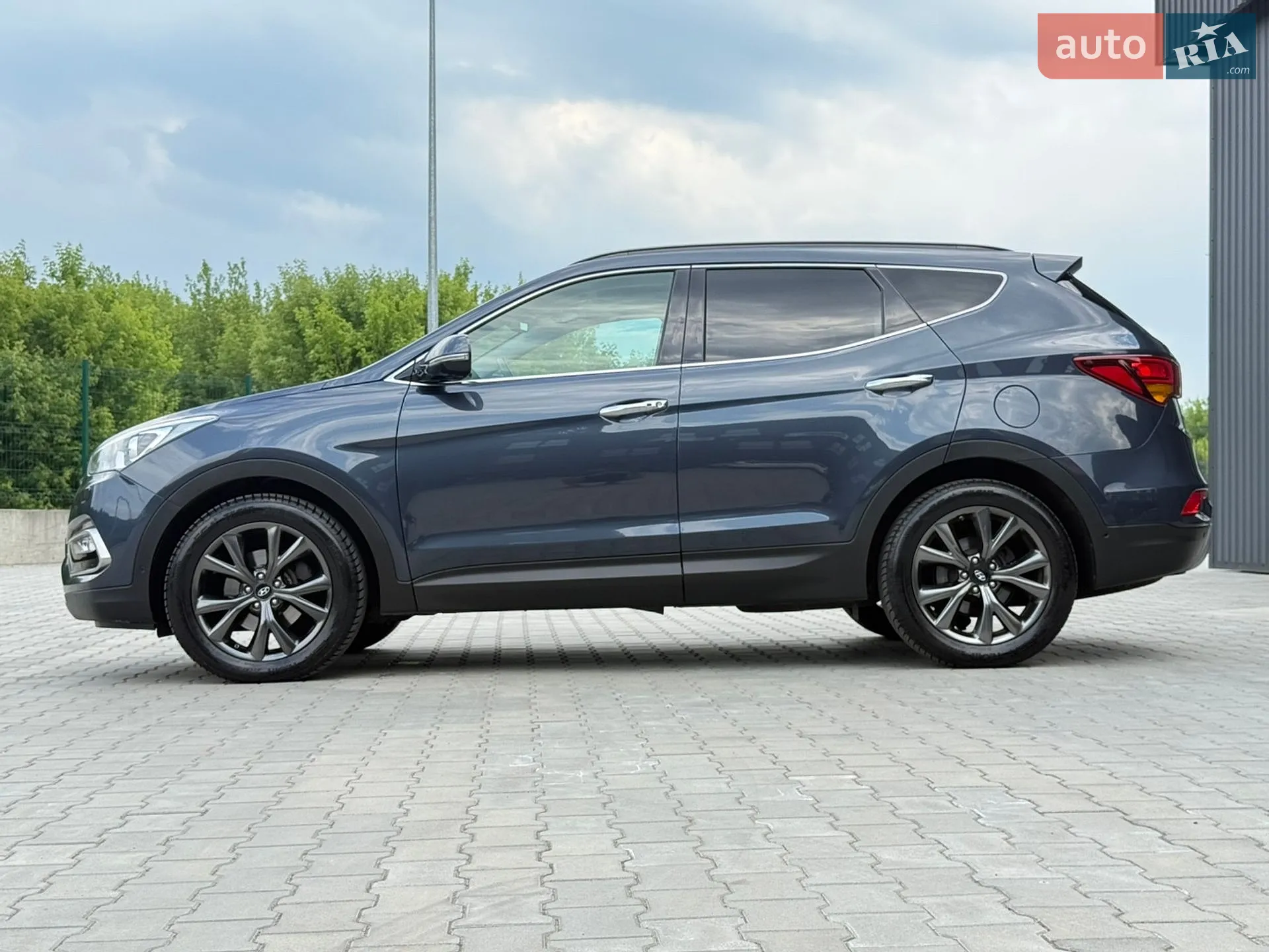 2016 Hyundai Santa Fe - мініатюра 10