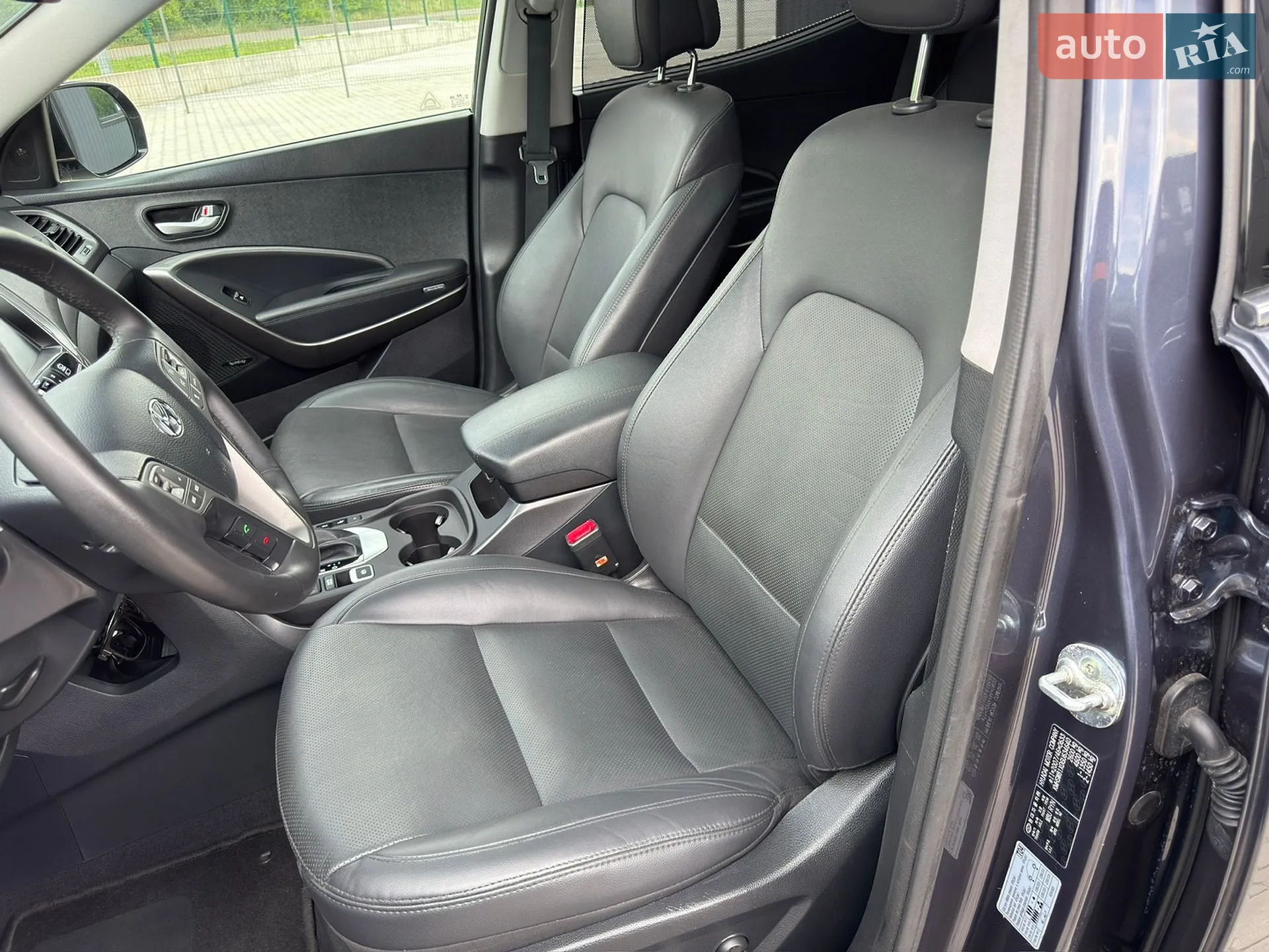 2016 Hyundai Santa Fe - мініатюра 28