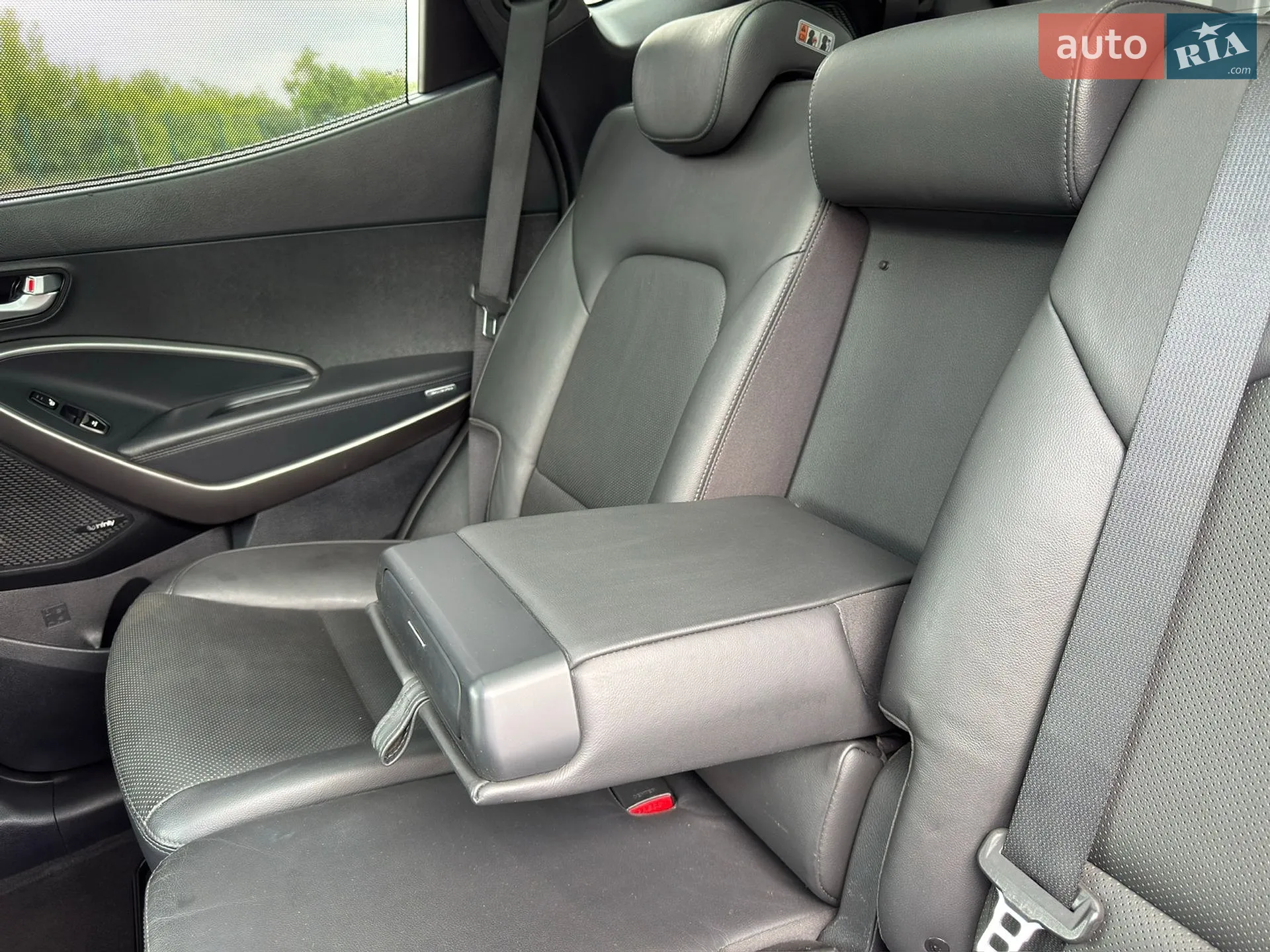 2016 Hyundai Santa Fe - мініатюра 35
