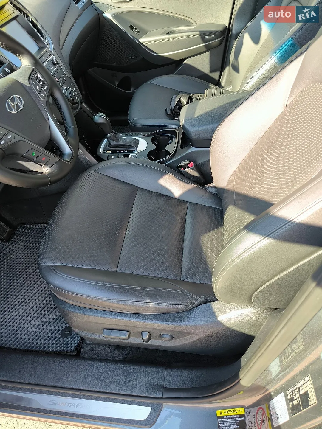 2017 Hyundai Santa Fe - мініатюра 16